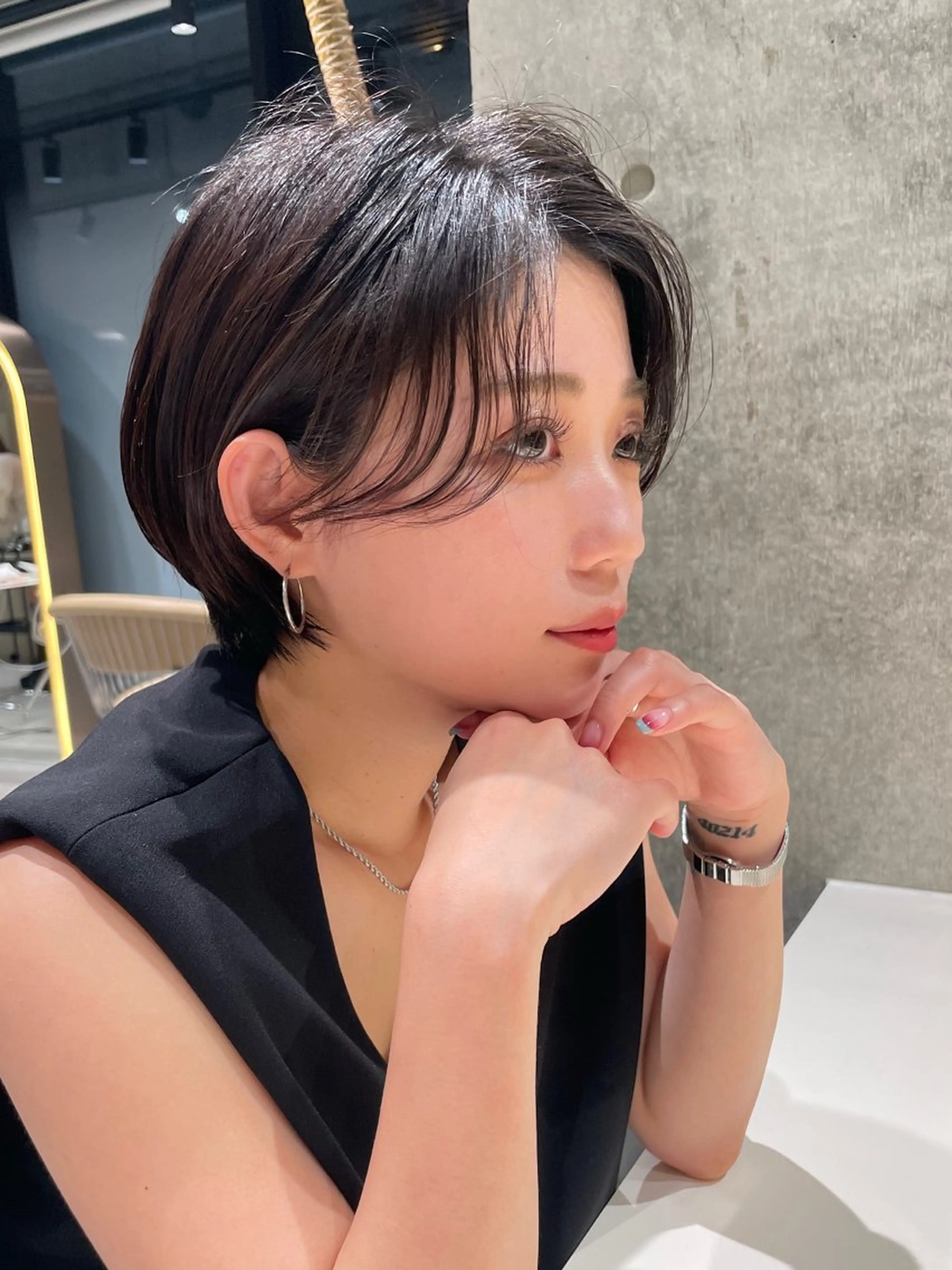 ショート カラー カット ヘアカラー トリートメント ハイトーンヘア れおん🌙のヘアスタイル