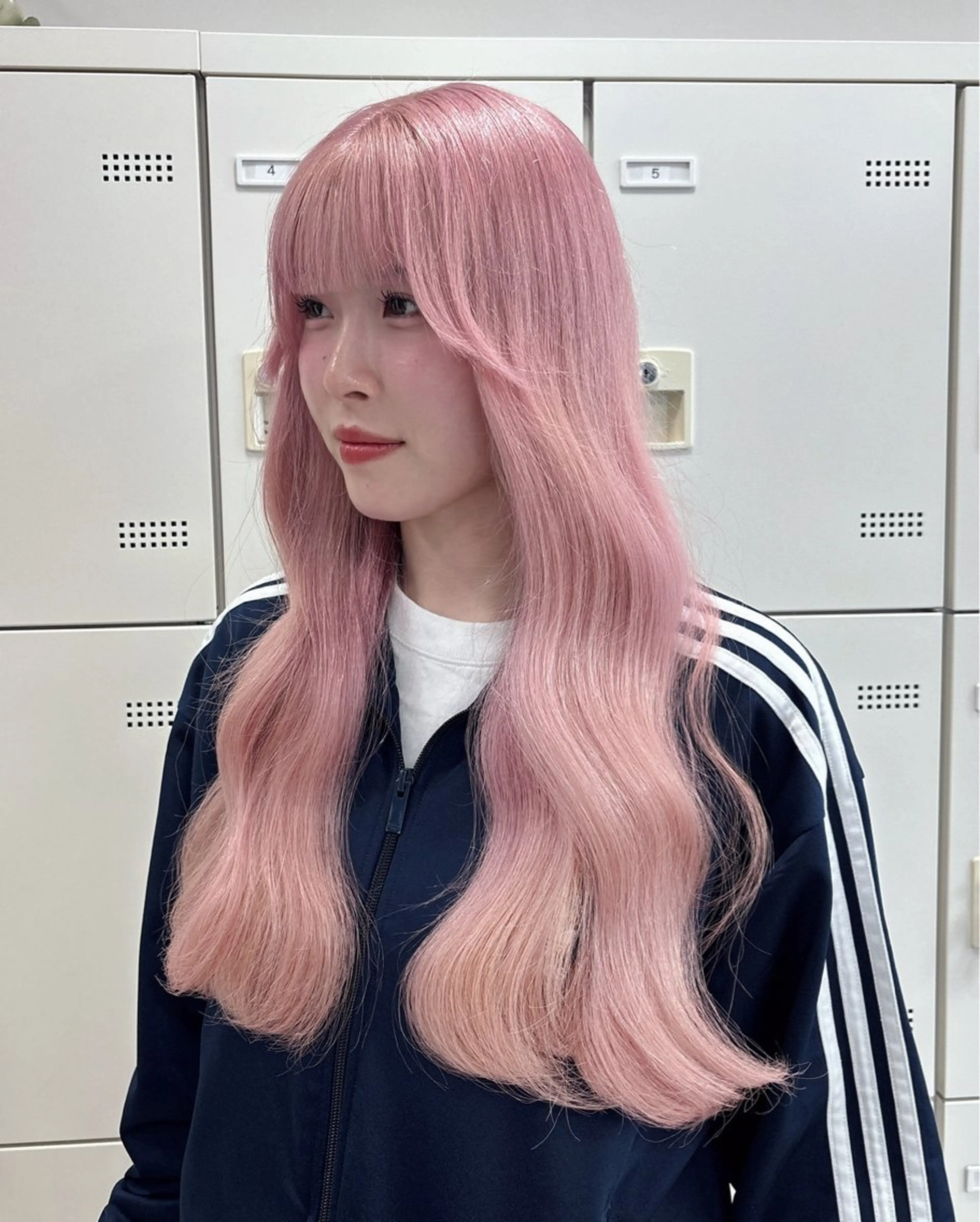 ロング カラー モテ髪💕ハイトーン ベージュ yuriaのヘアスタイル