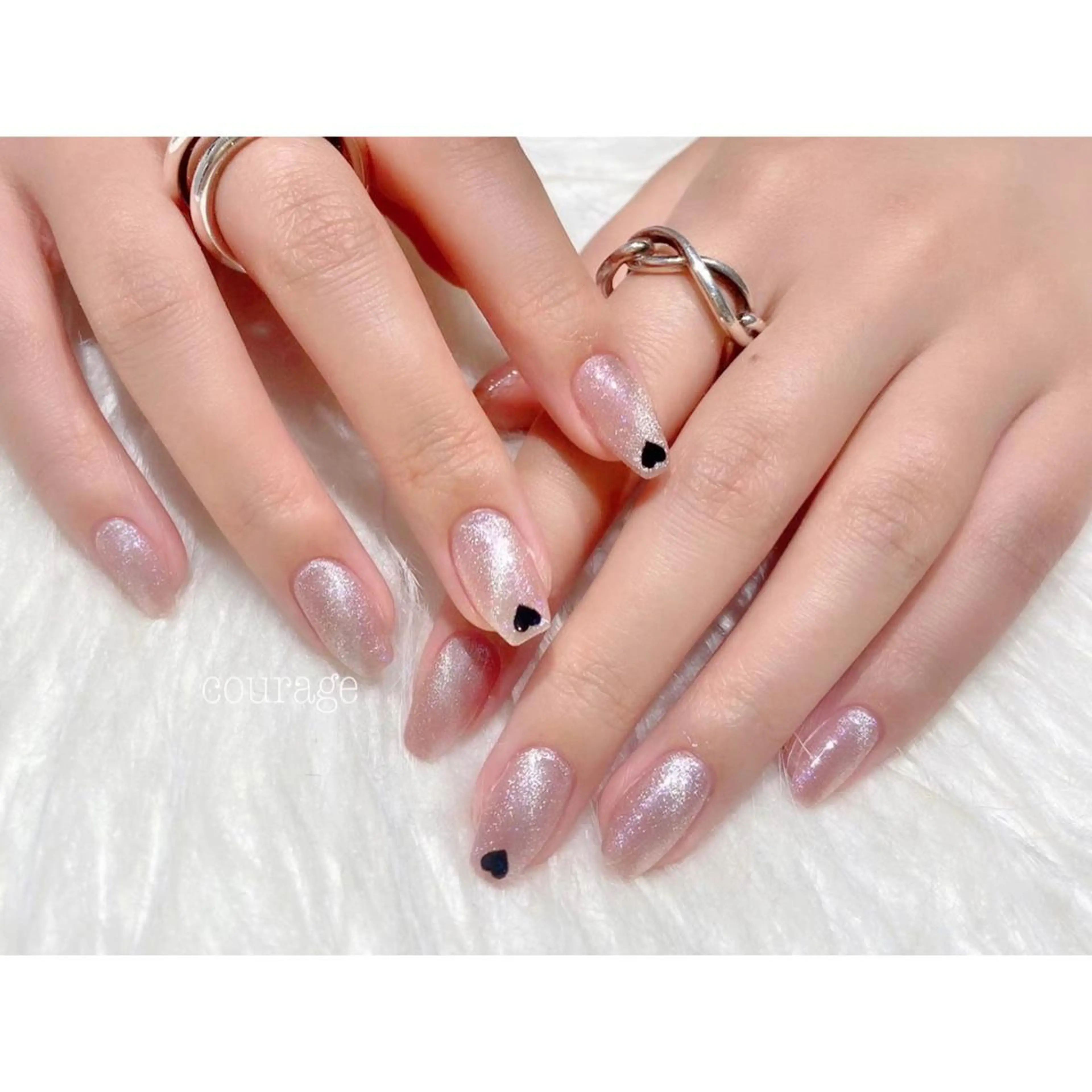 【オフあり】マグネットネイル/ミラーネイル(新規当店オフ無料/他店オフ1,110円)の写真