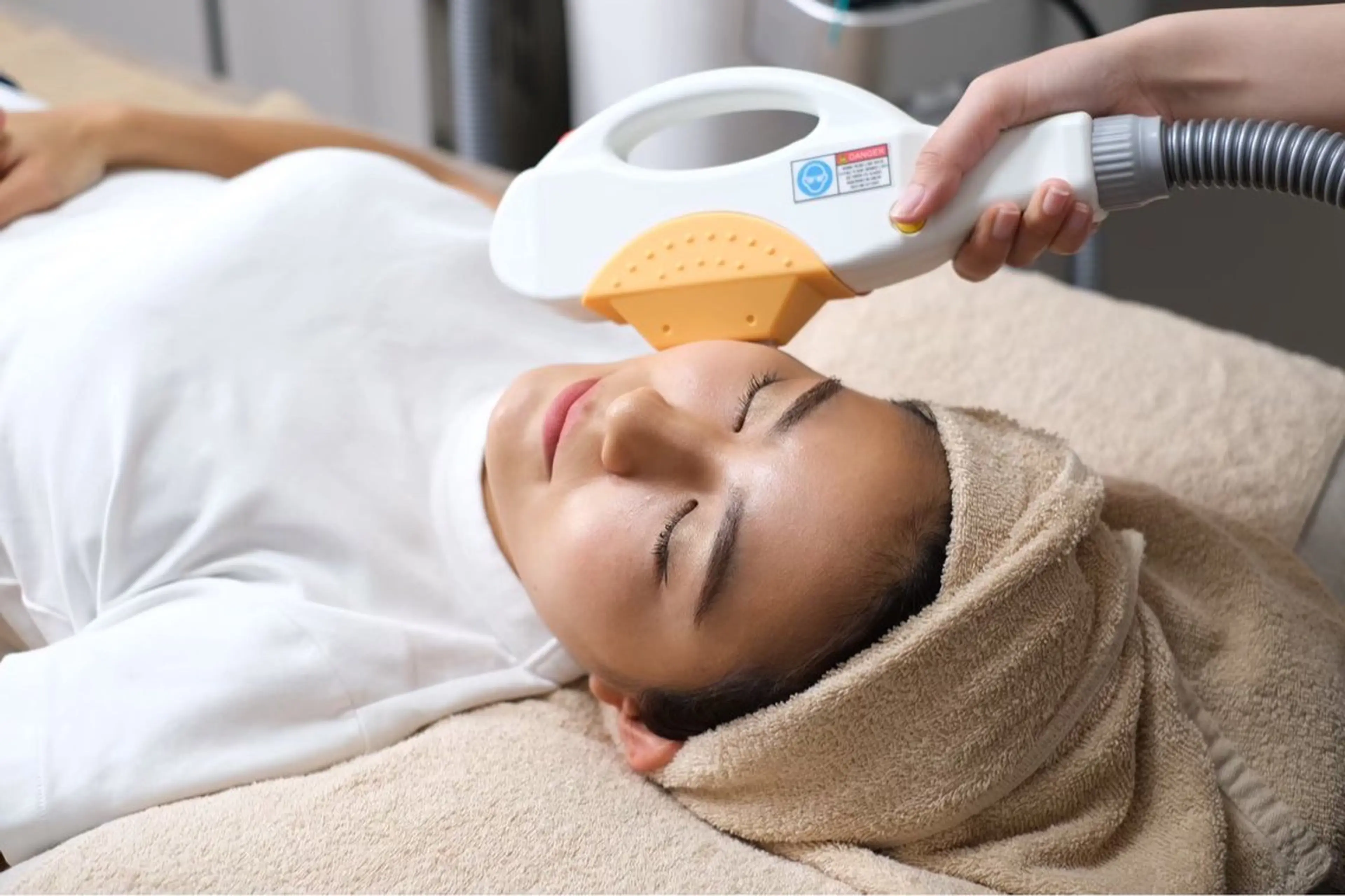 全身から選べる部位５か所☆光美容脱毛¥11000の写真