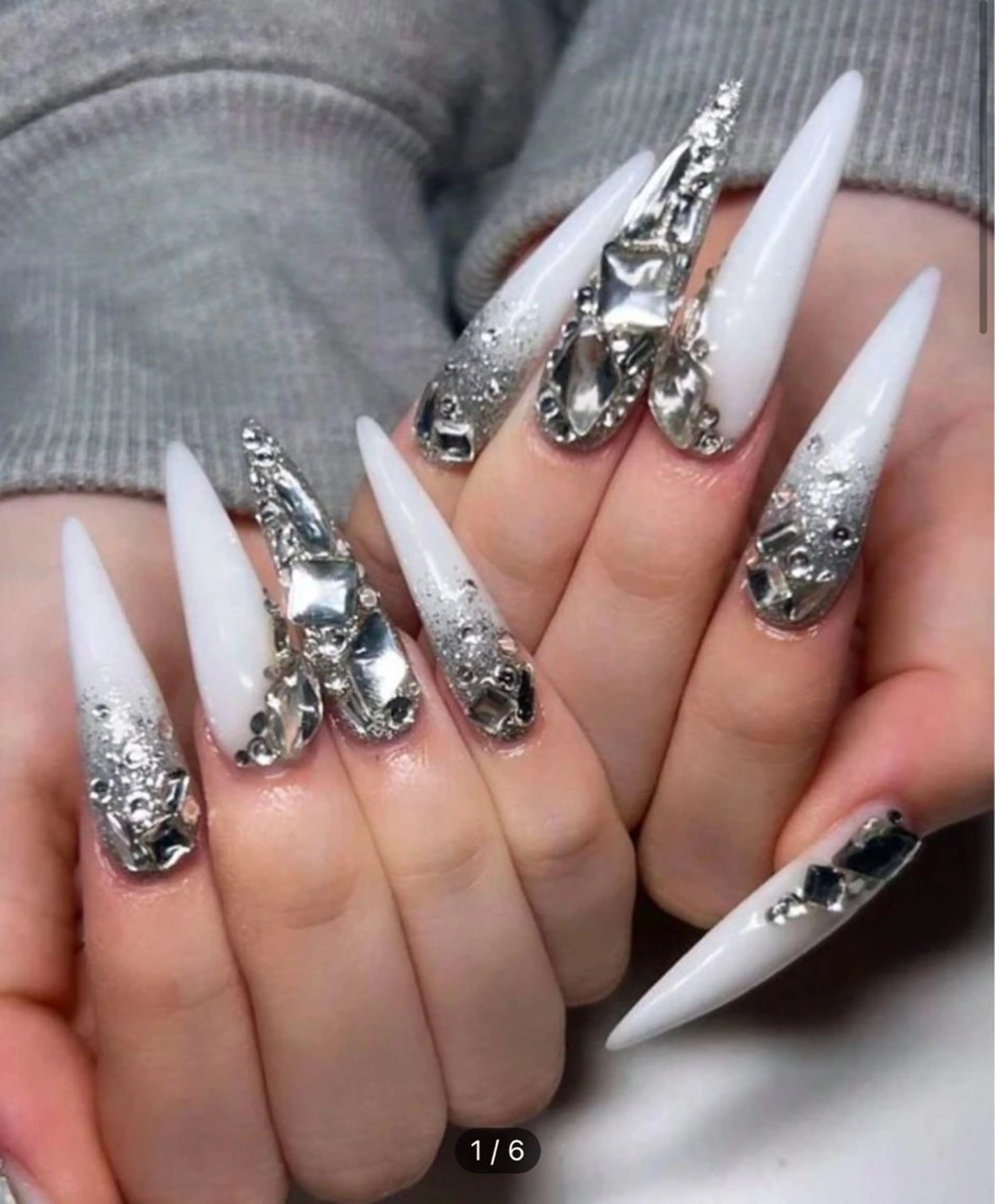 ネイル フレンチネイル ジェルネイル キラキラネイル 韓国ネイル マグネットネイル Julli NailStudioのネイルデザイン