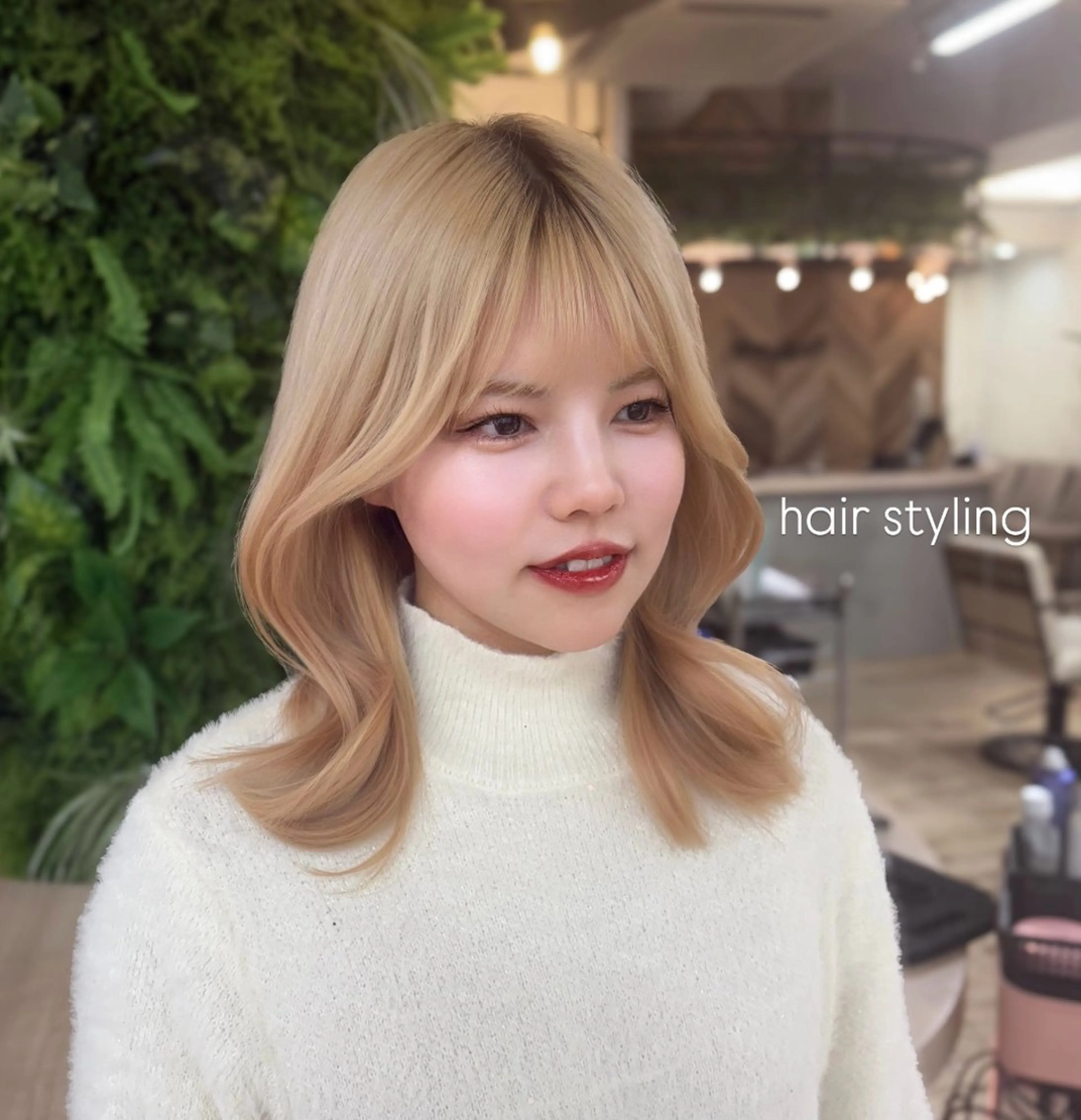 ミディアム くびれヘア 🤍韓国ヘア/ 楓🤍のヘアスタイル