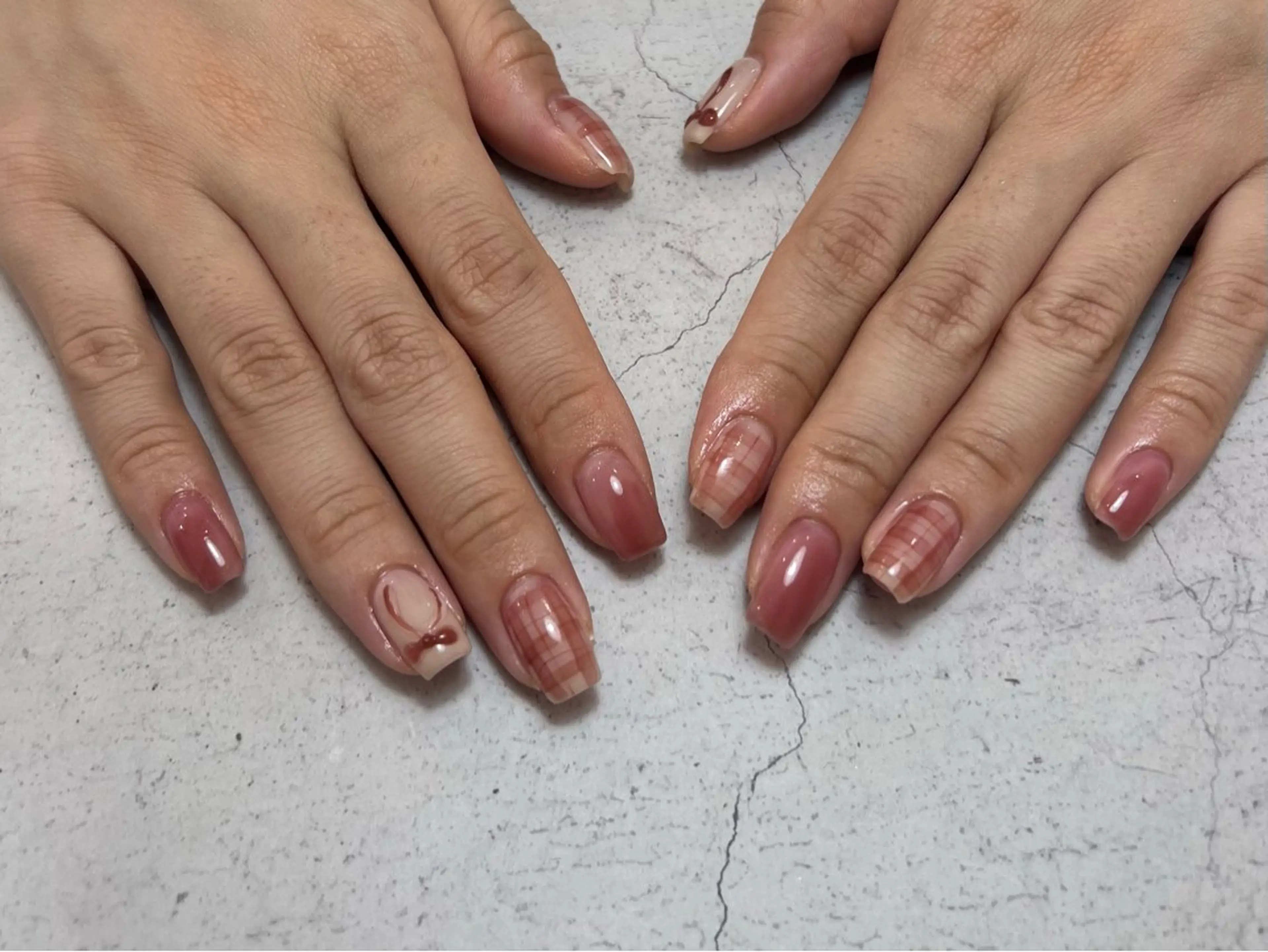 ミディアム Plus Ehiku 四日市/rinaのネイルデザイン