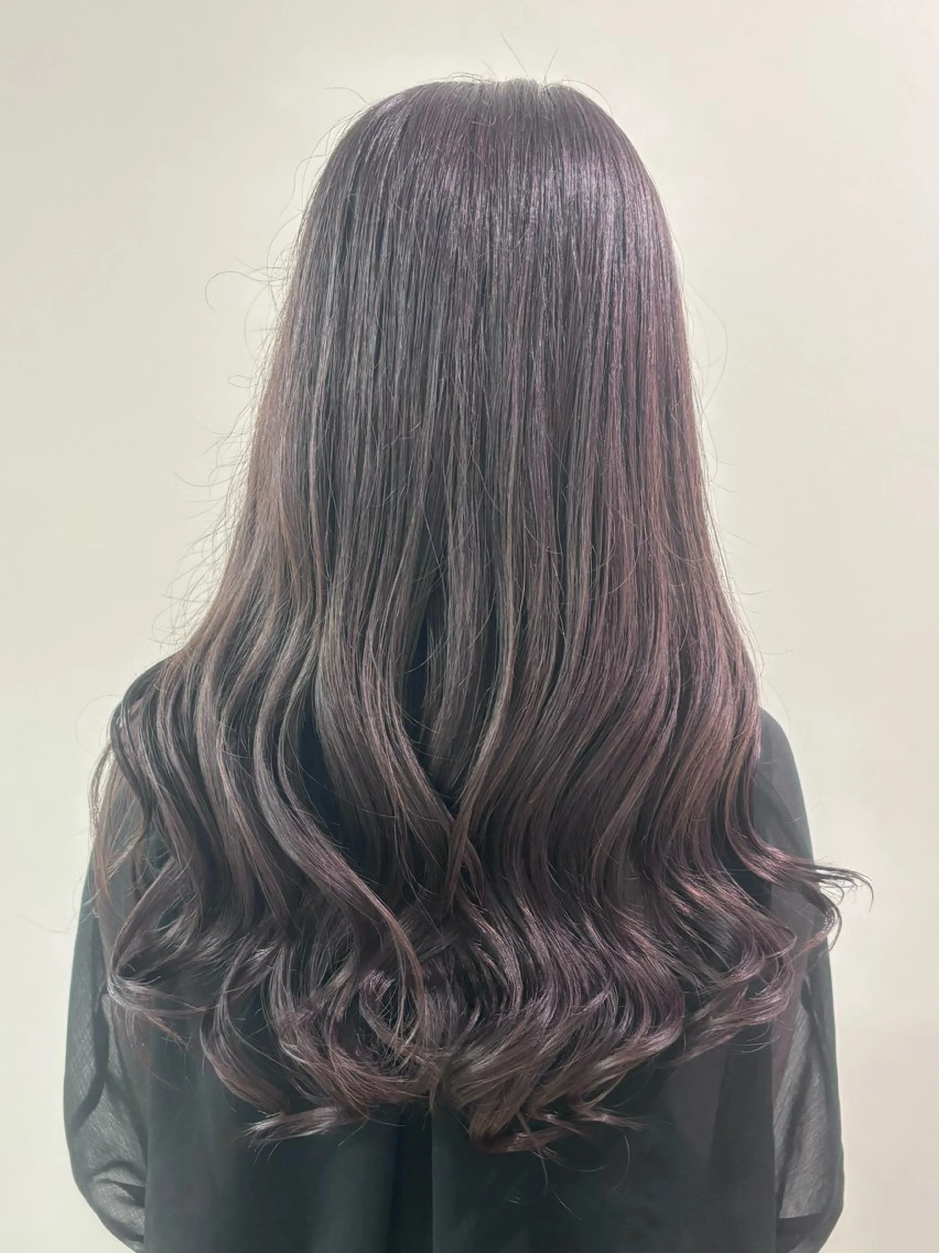 ロング カラー 古川 琴美のヘアスタイル