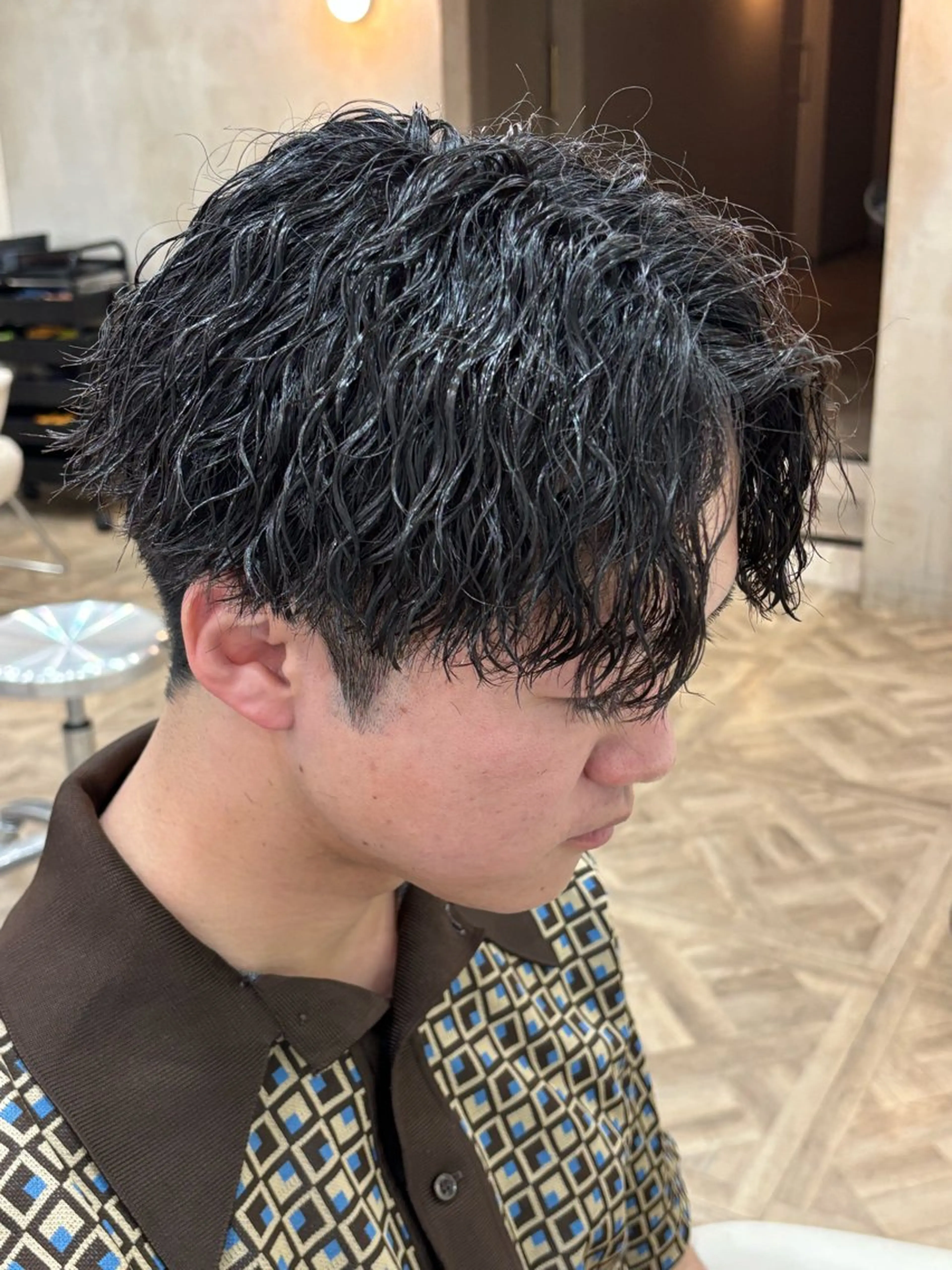 ショート パーマ メンズ メンズパーマ カット パーマ トリートメント パーマ職人DAIKI ツイスパ/波巻きのヘアスタイル