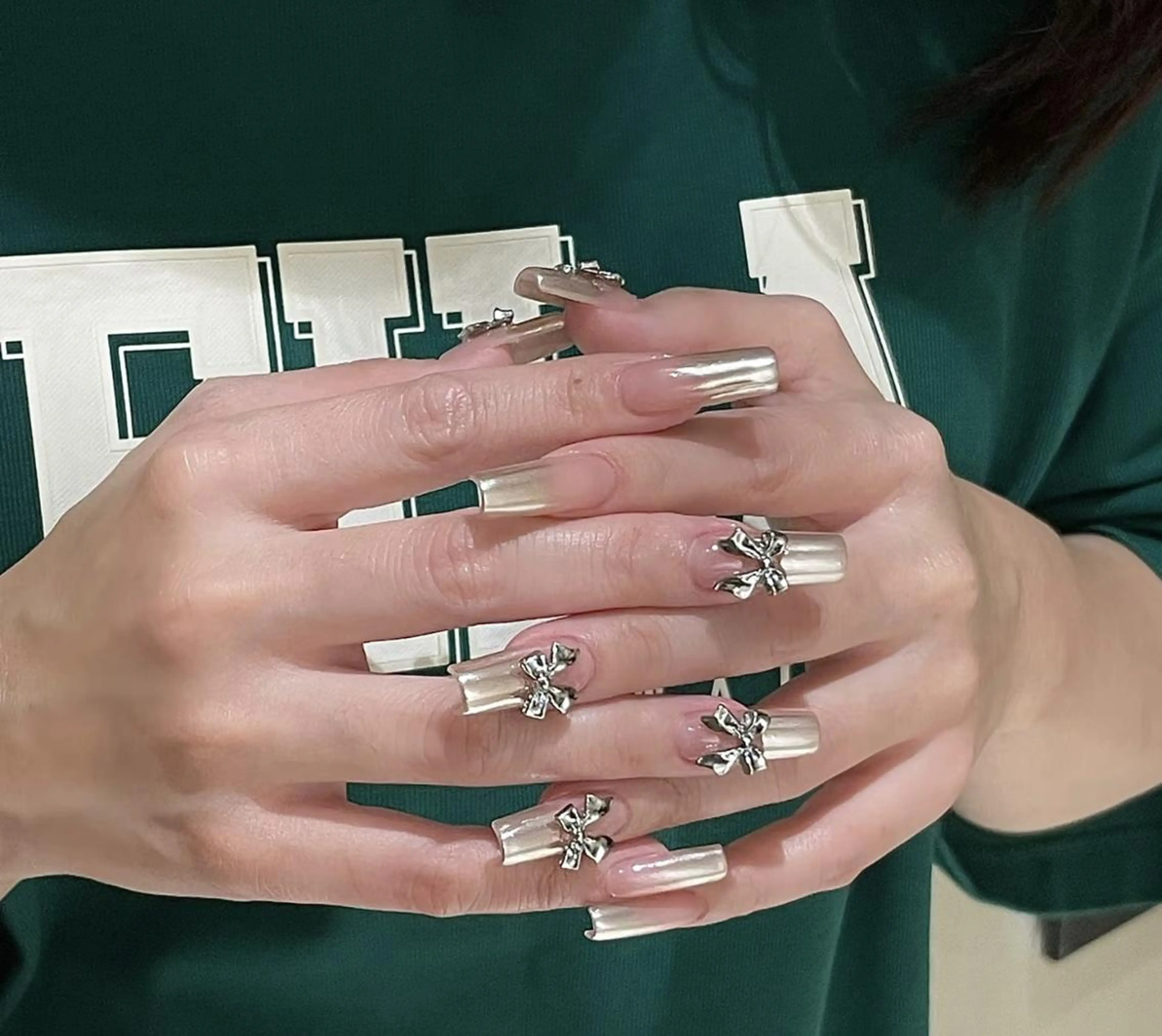 ネイル ハンドネイル ハンドケア 🍑 momo_nailのネイルデザイン