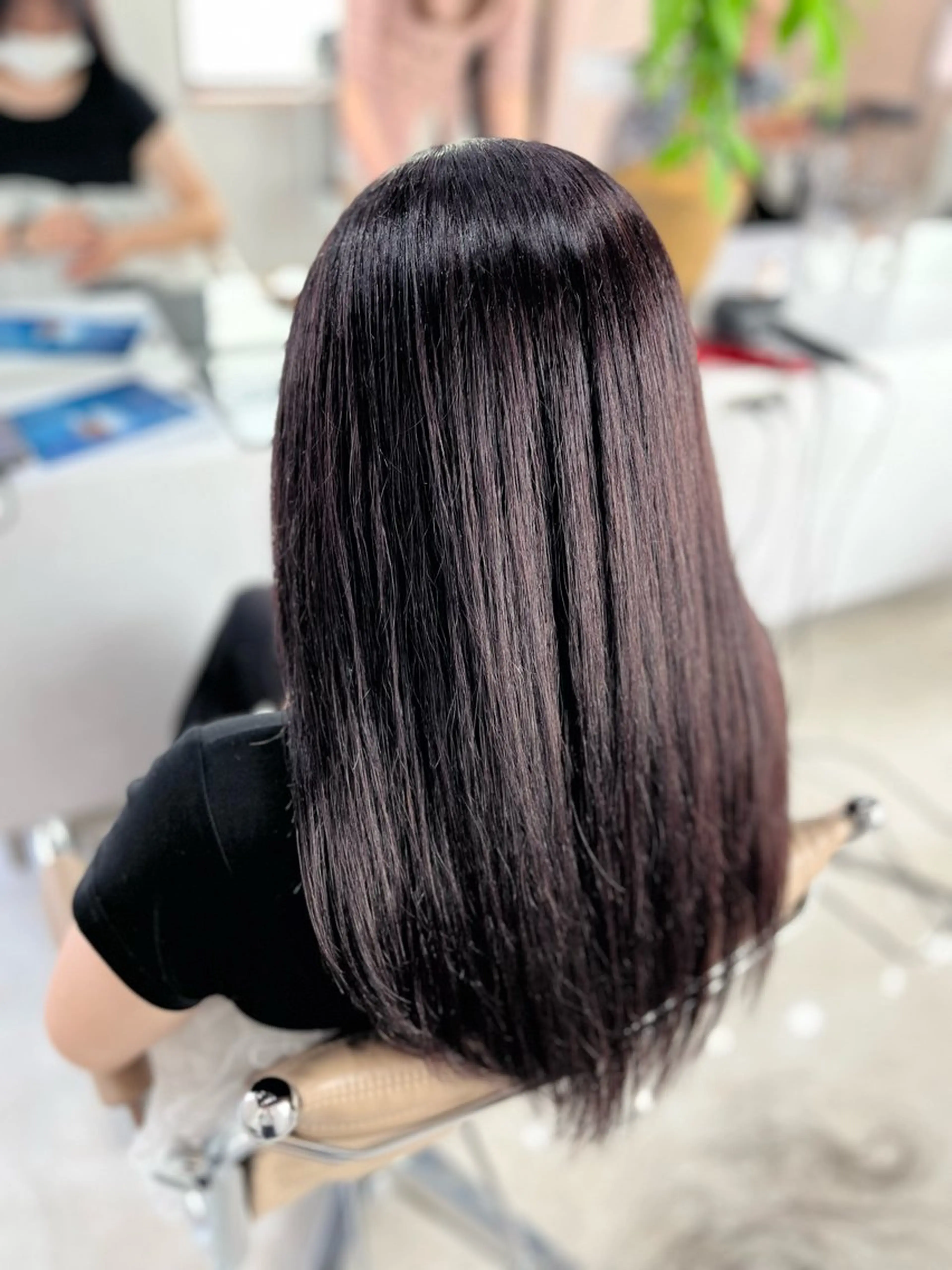 ロング カラー カシス レッドカラー カット ヘアカラー トリートメント 🫧ぷる艶カラー🫧 Yuubi🦩のヘアスタイル