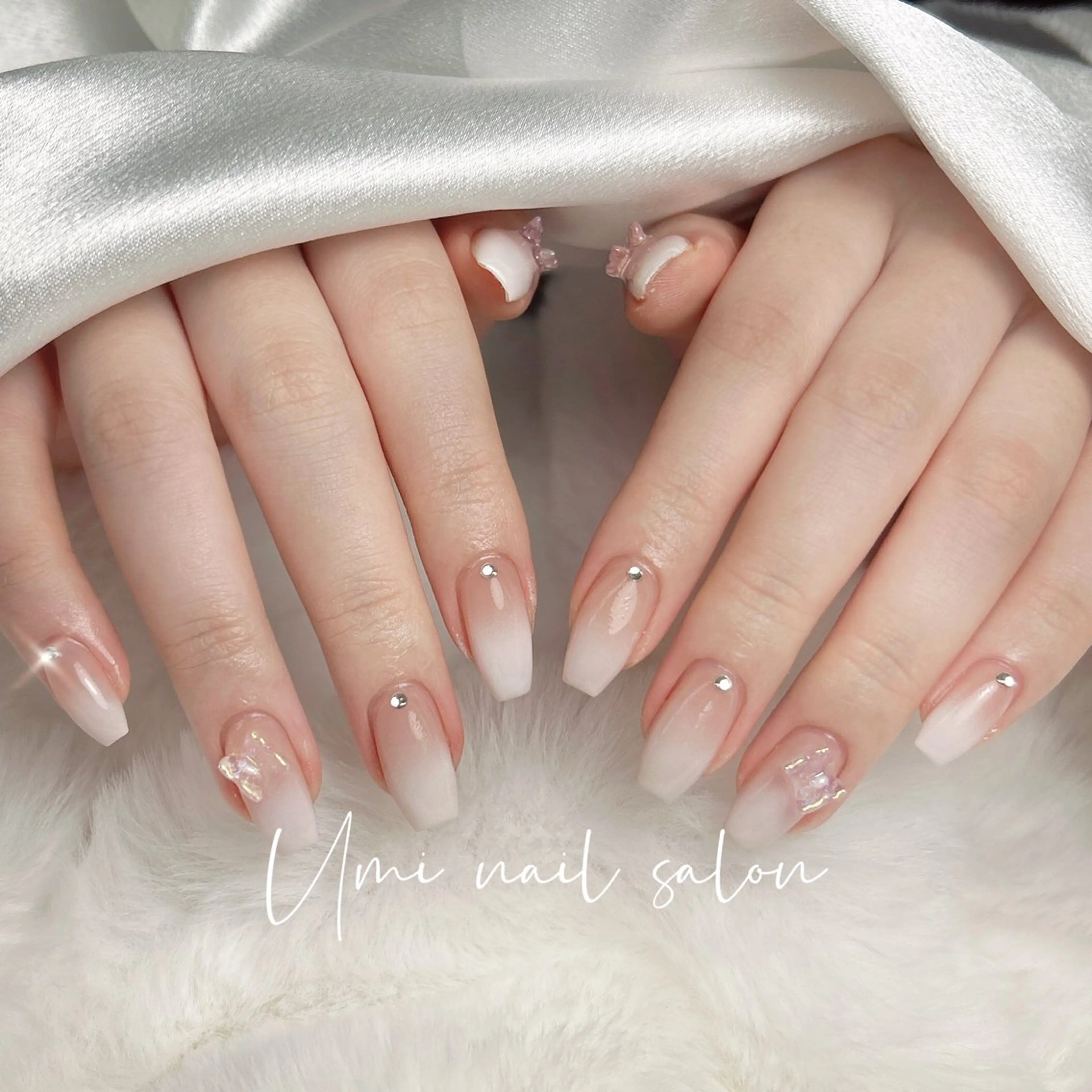 🎀カラグラデーション🎀(カラー2個まで)🦩の写真