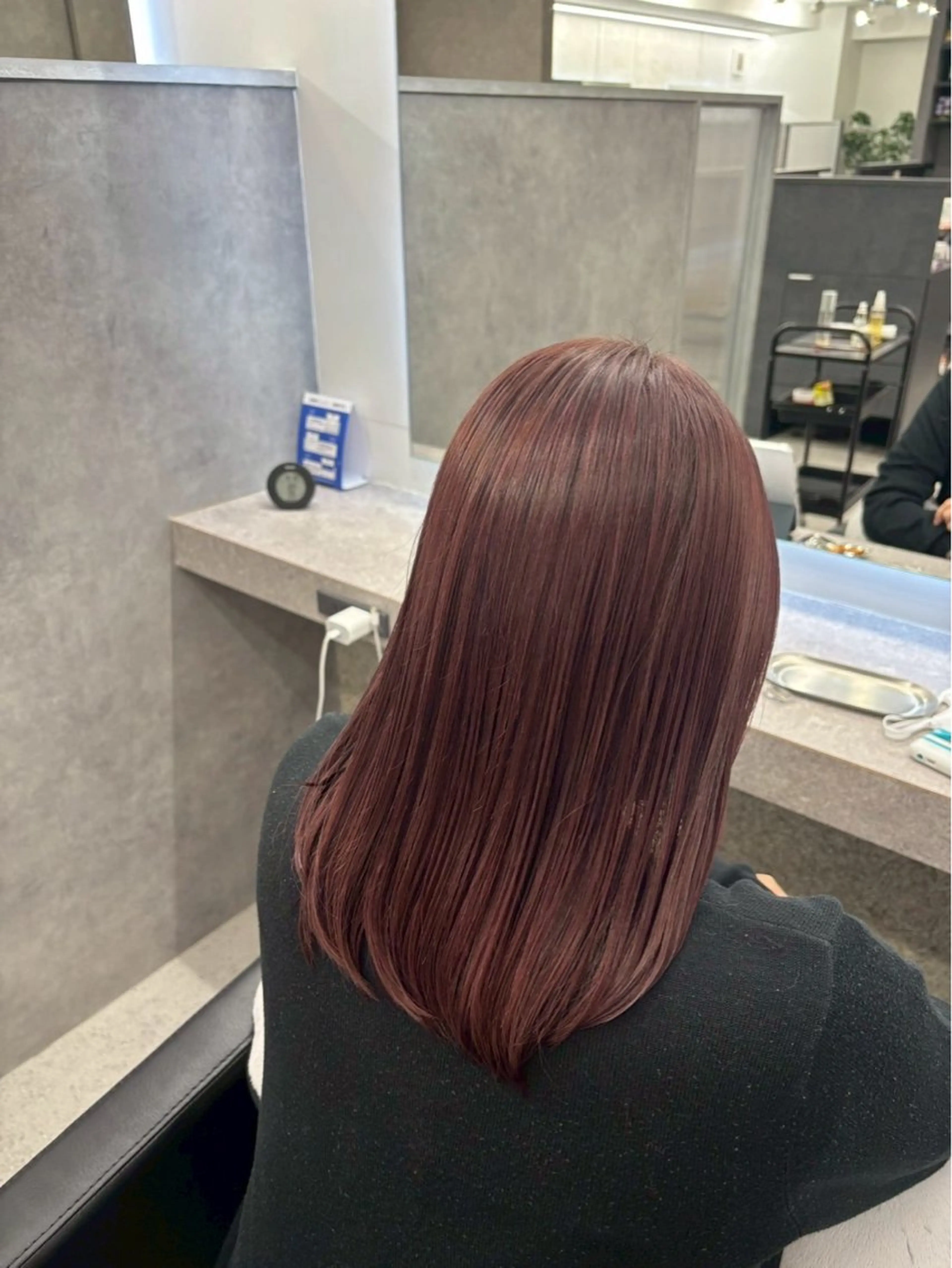 カラー ヘアカラー トリートメント 伊藤 陽菜のヘアスタイル