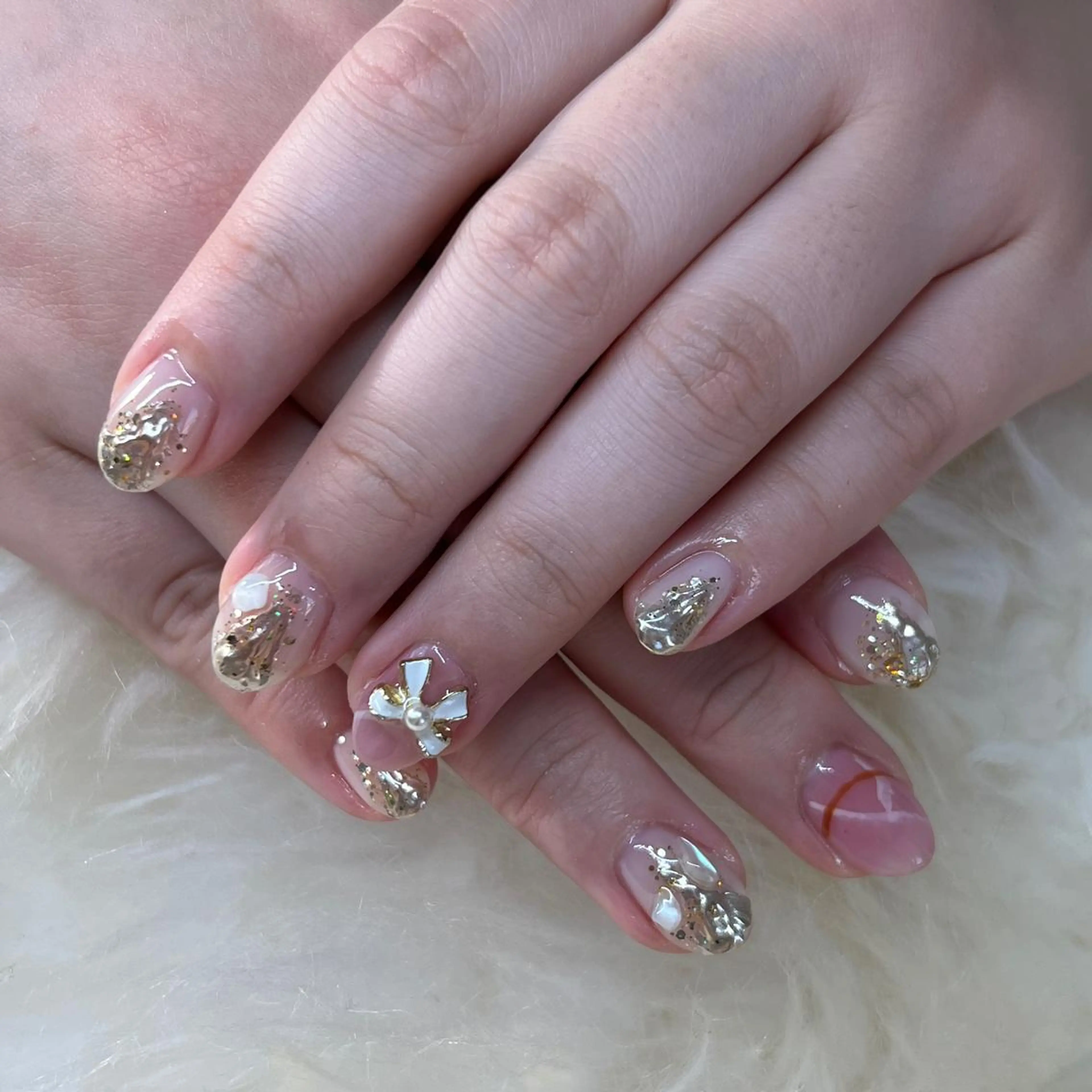 ミディアム ハンドネイル ハンドケア 💜MIYA nail川崎店のネイルデザイン