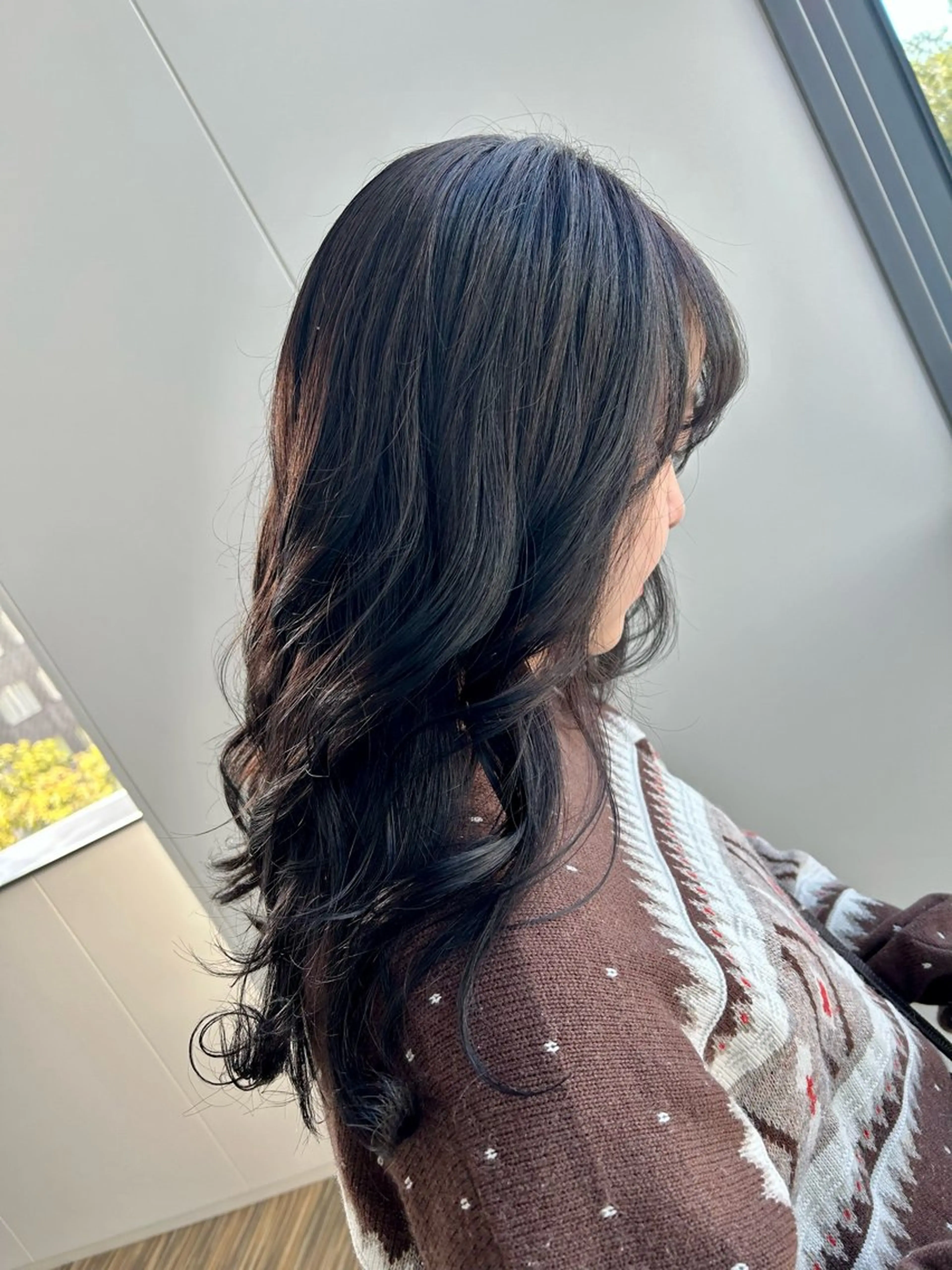 セミロング カラー lico×little大通所属・あみ 🐷のヘアスタイル