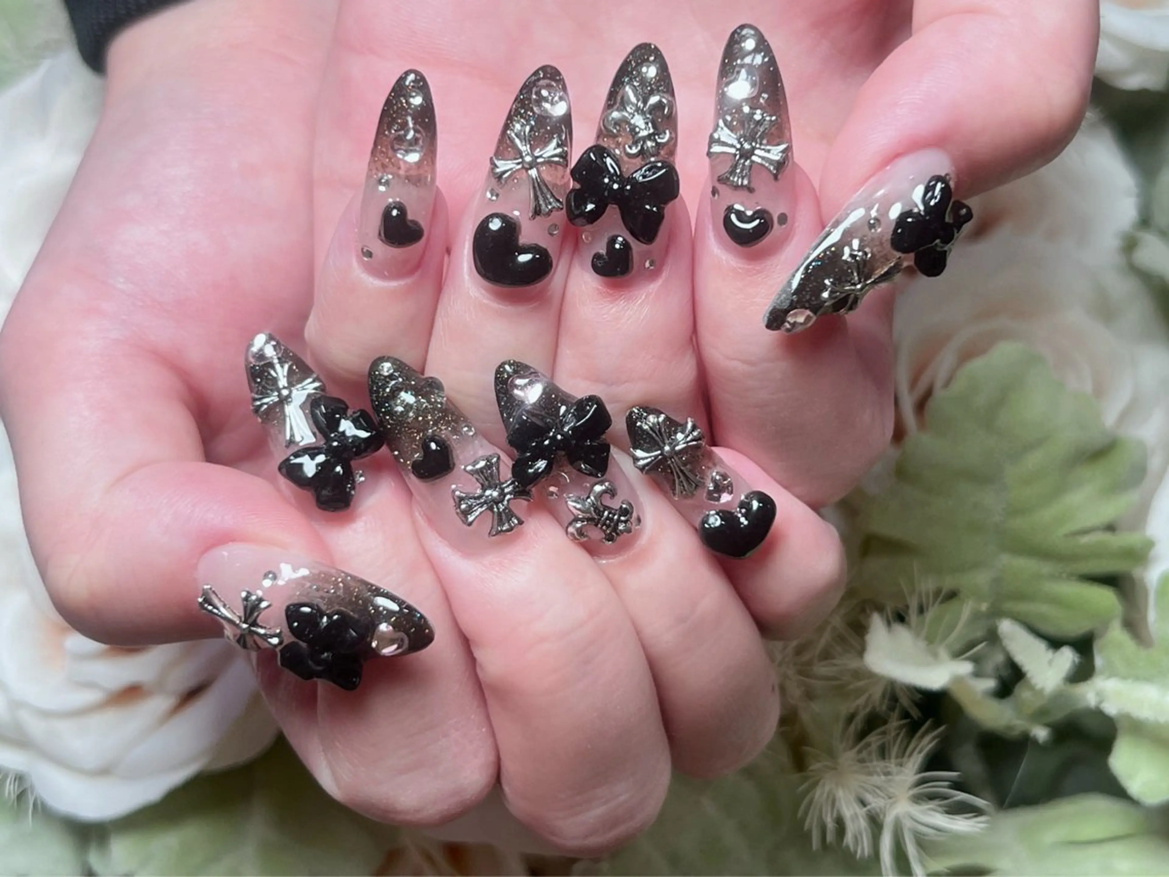 ネイル 成人式 ロングネイル マグネットネイル 持ち込み ワンカラーネイル ハンドネイル Painty所属・Painty nailのネイルデザイン