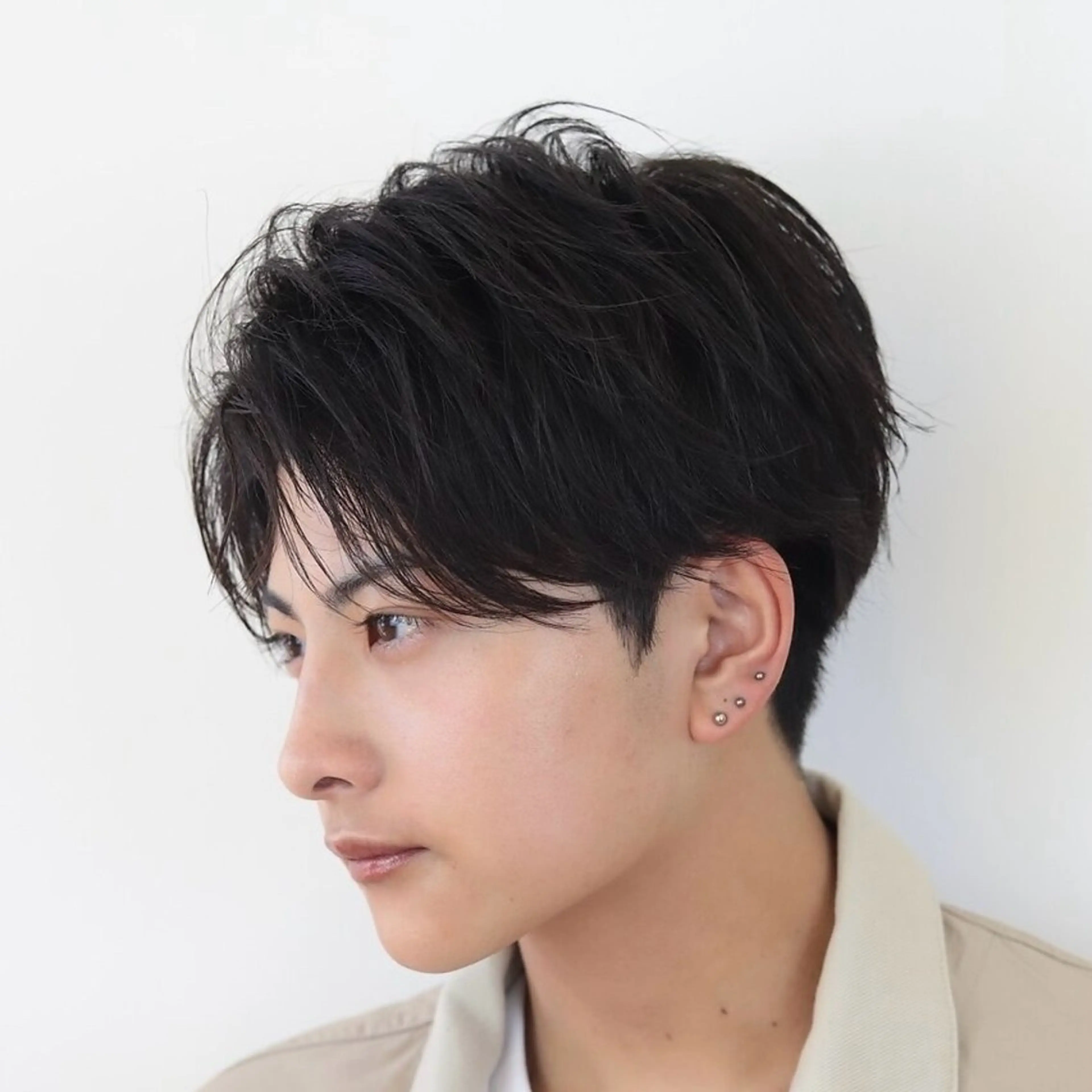 メンズ 夏向/ハイトーン /パーマのヘアスタイル