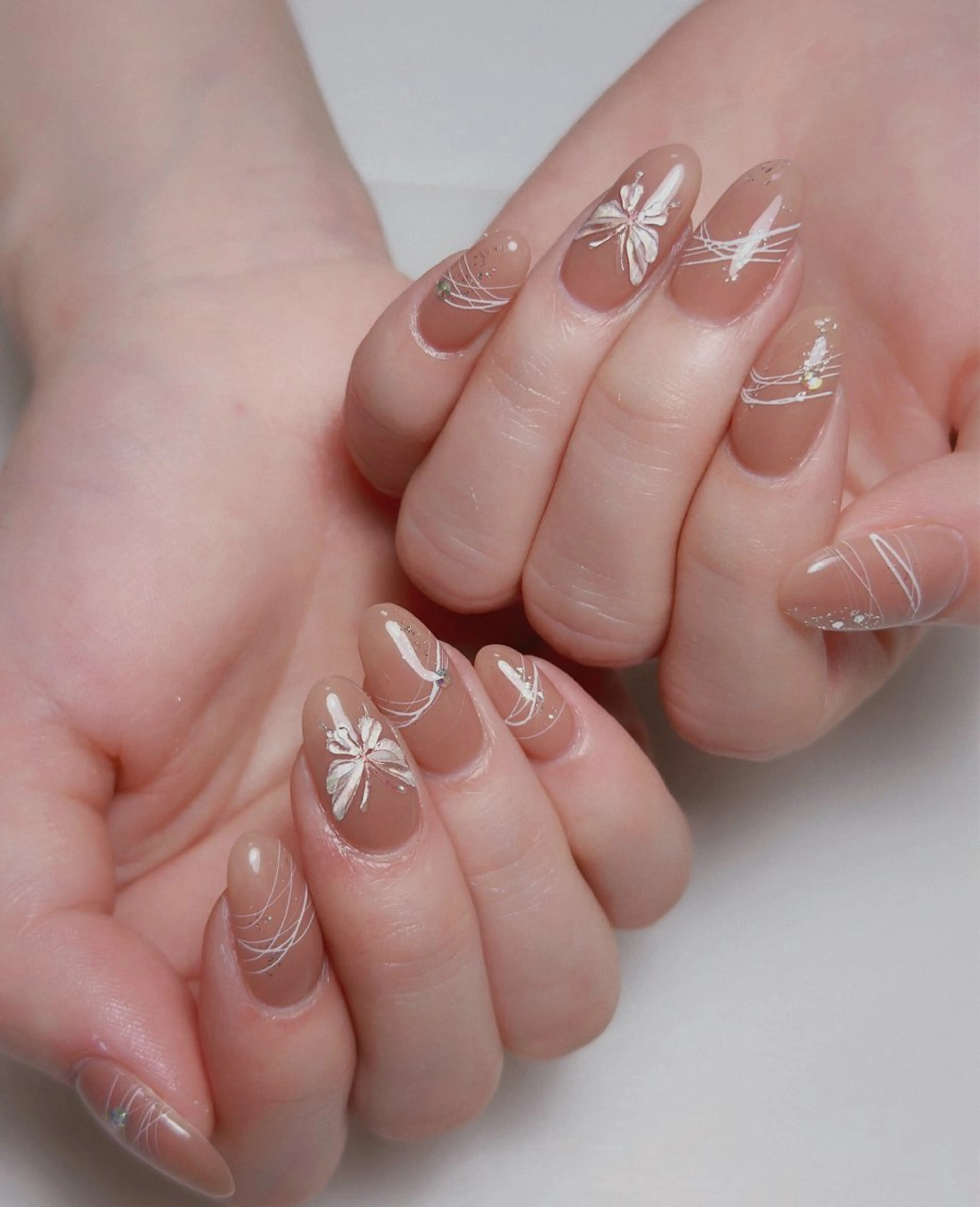 ネイル オーロラネイル 長さ出し フットネイル ラメ(グリッター) ラメグラデーション ハンドネイル 👍thumbs up nail👍のネイルデザイン