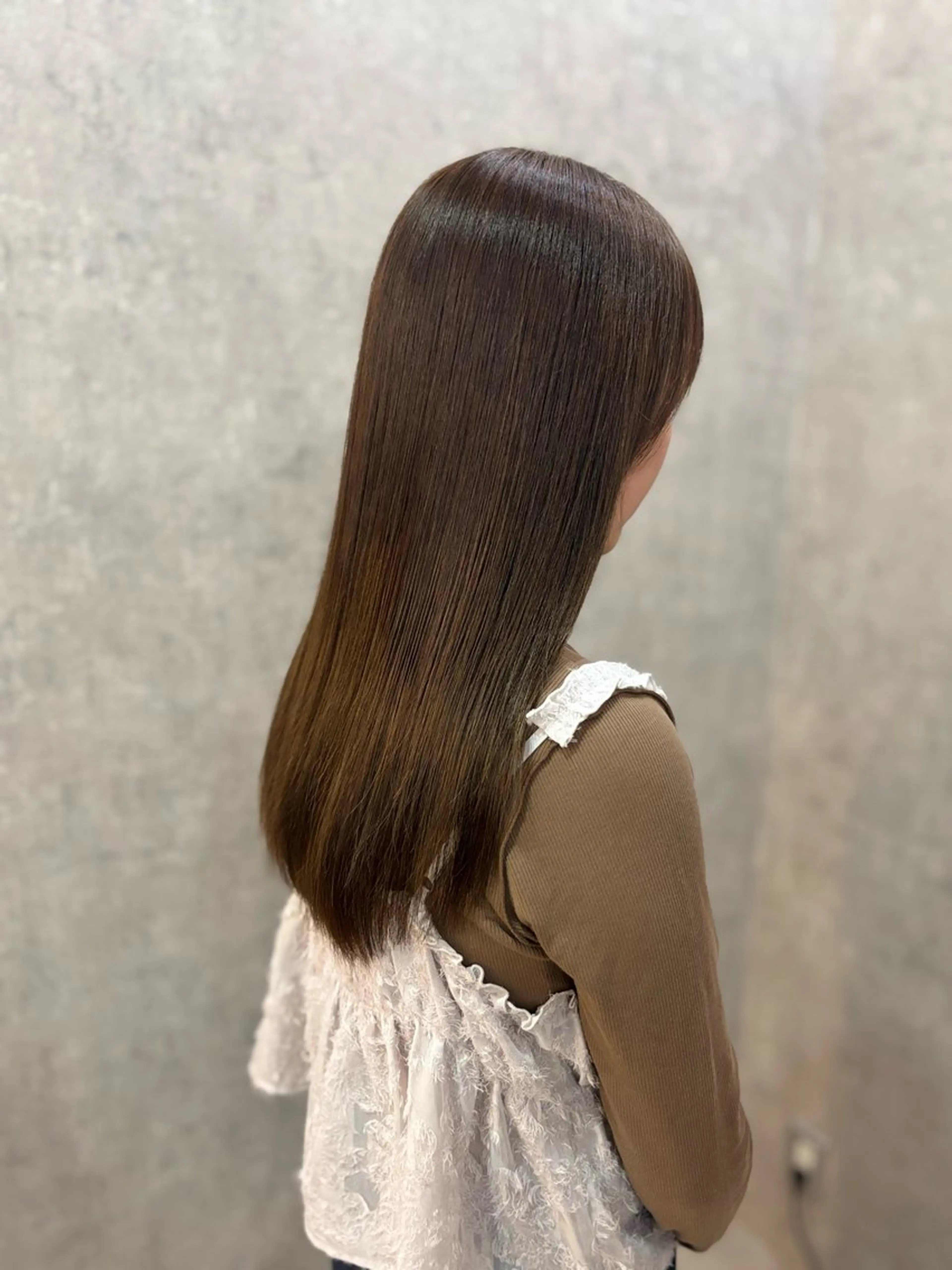 ロング 八尋 悠希のヘアスタイル