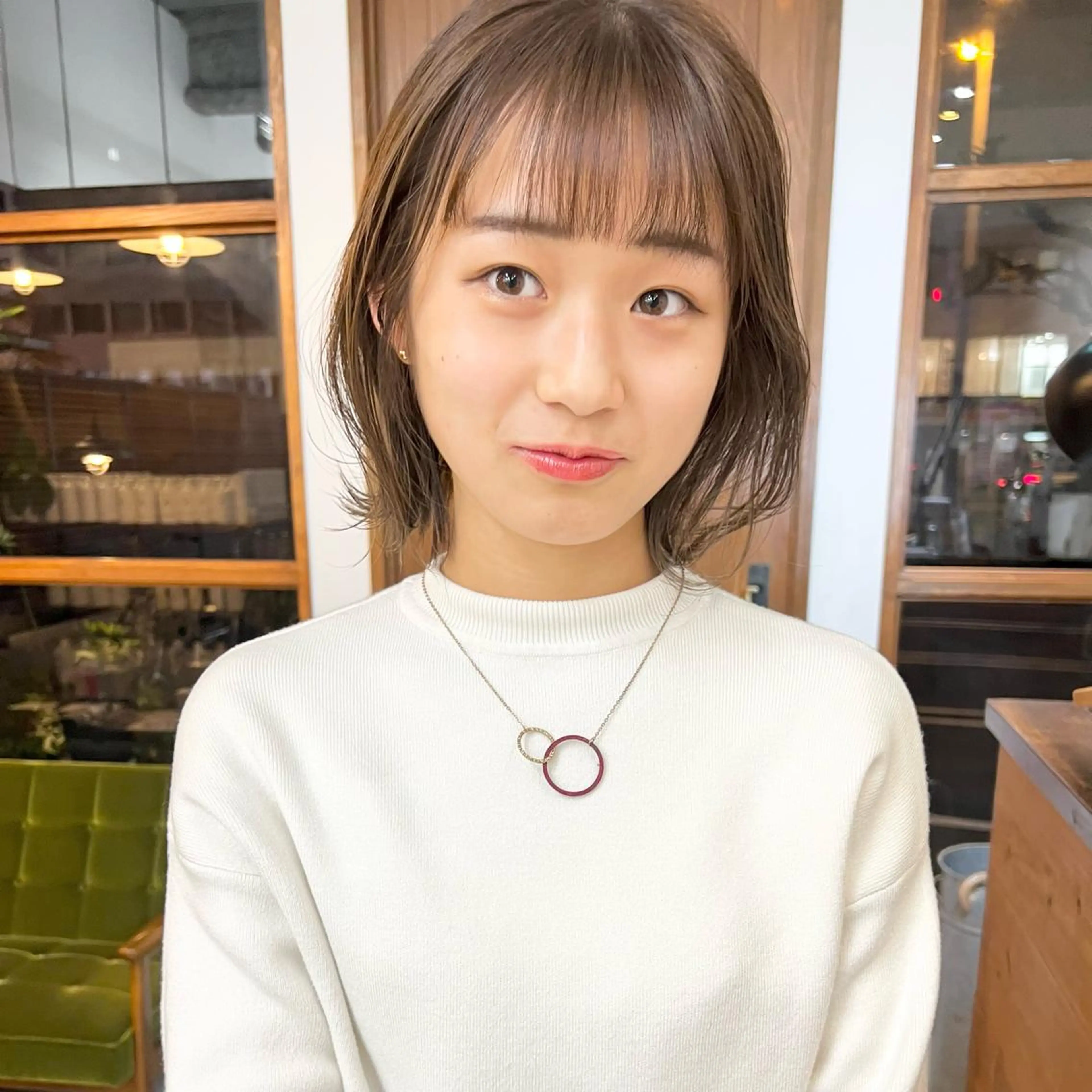 ミディアム ボブ ハイライト ウルフカット ウルフボブ カット ヘアカラー クロスパーマ× 透明感カラー✂︎のヘアスタイル