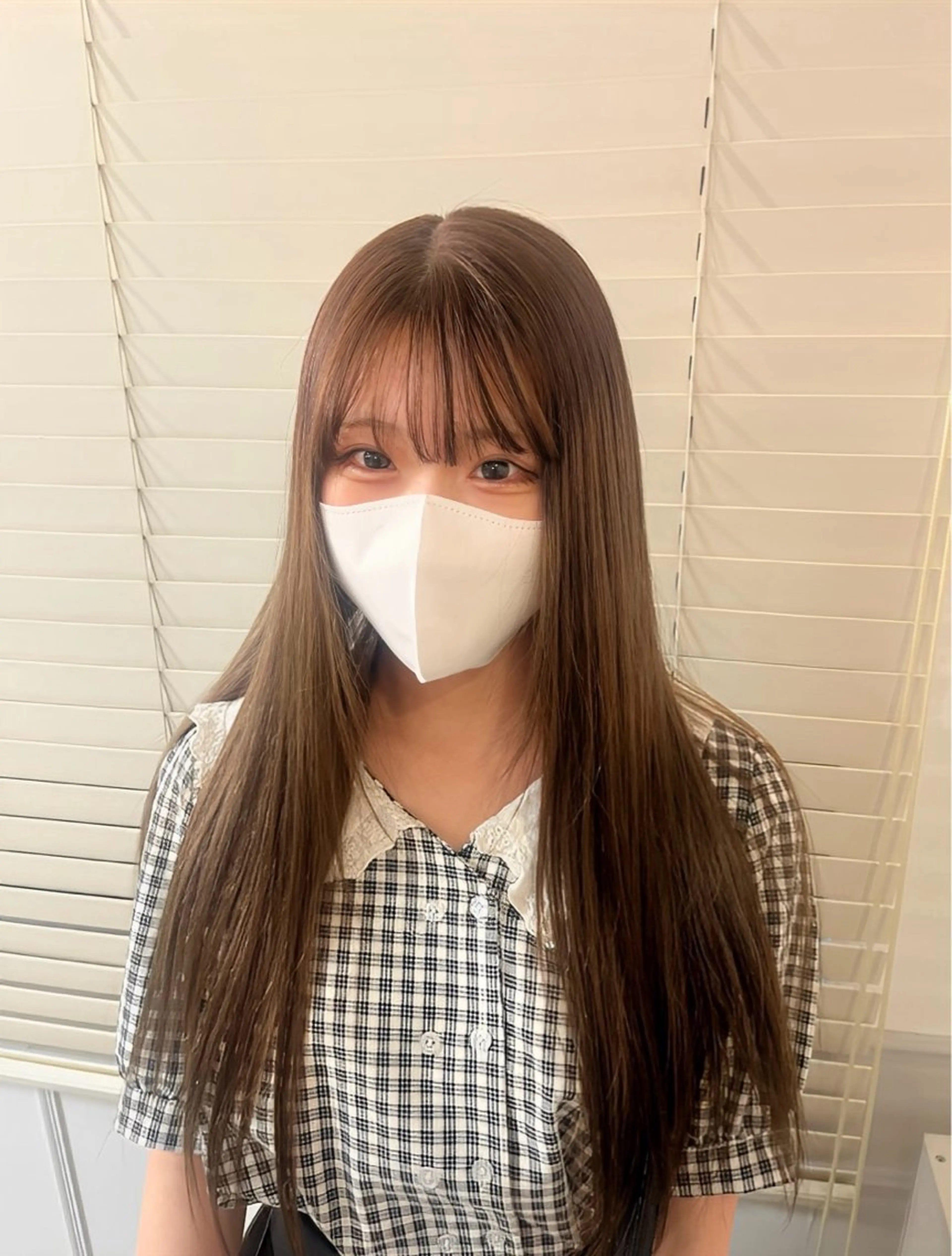 カラー 山浦 那奈のヘアスタイル