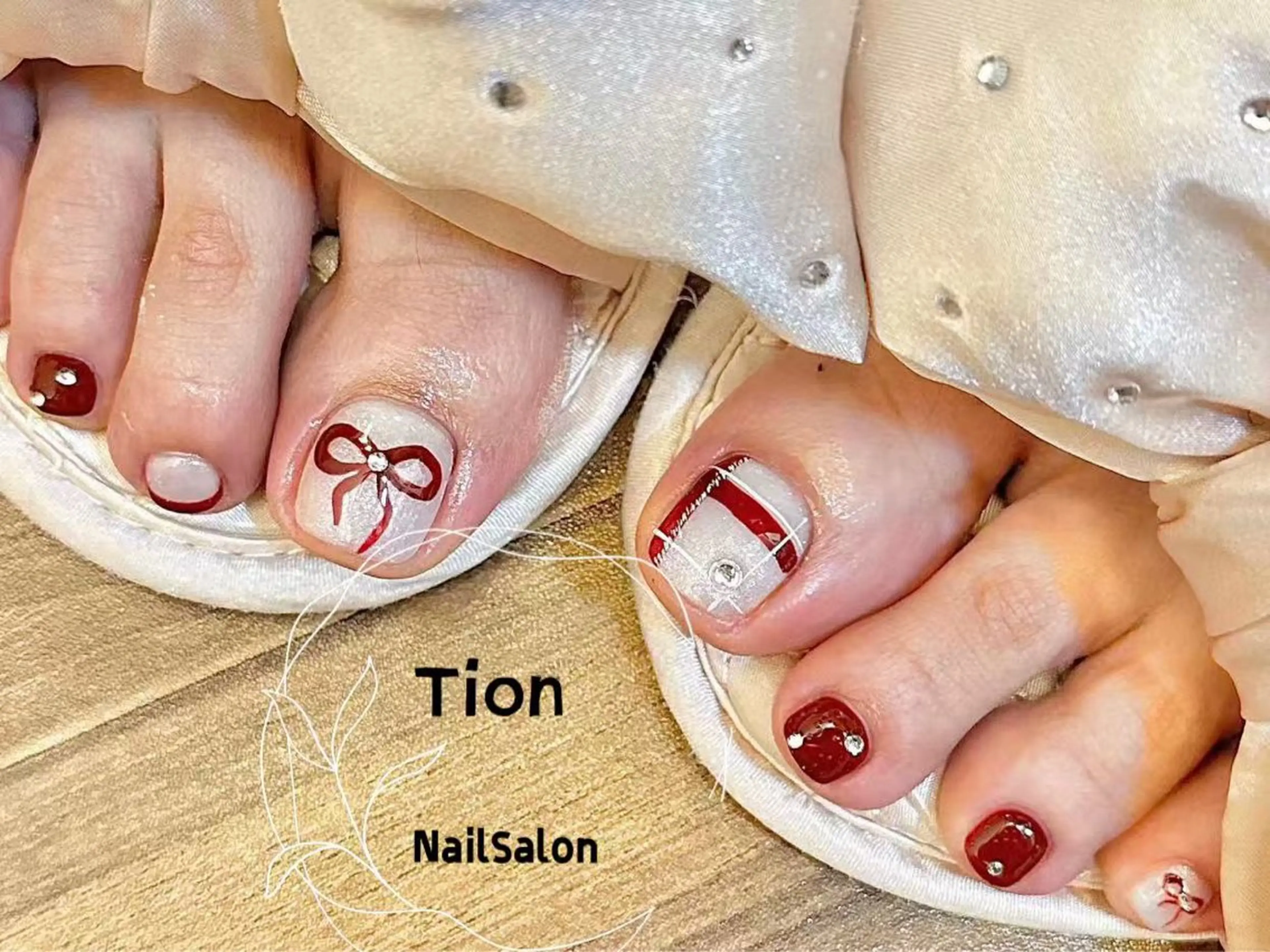 ネイル チークネイル 長さ出し フットネイル フレンチネイル ジェルネイル Nailsalon Tion武蔵小杉店所属・Nailsalon Tion武蔵小杉店のネイルデザイン