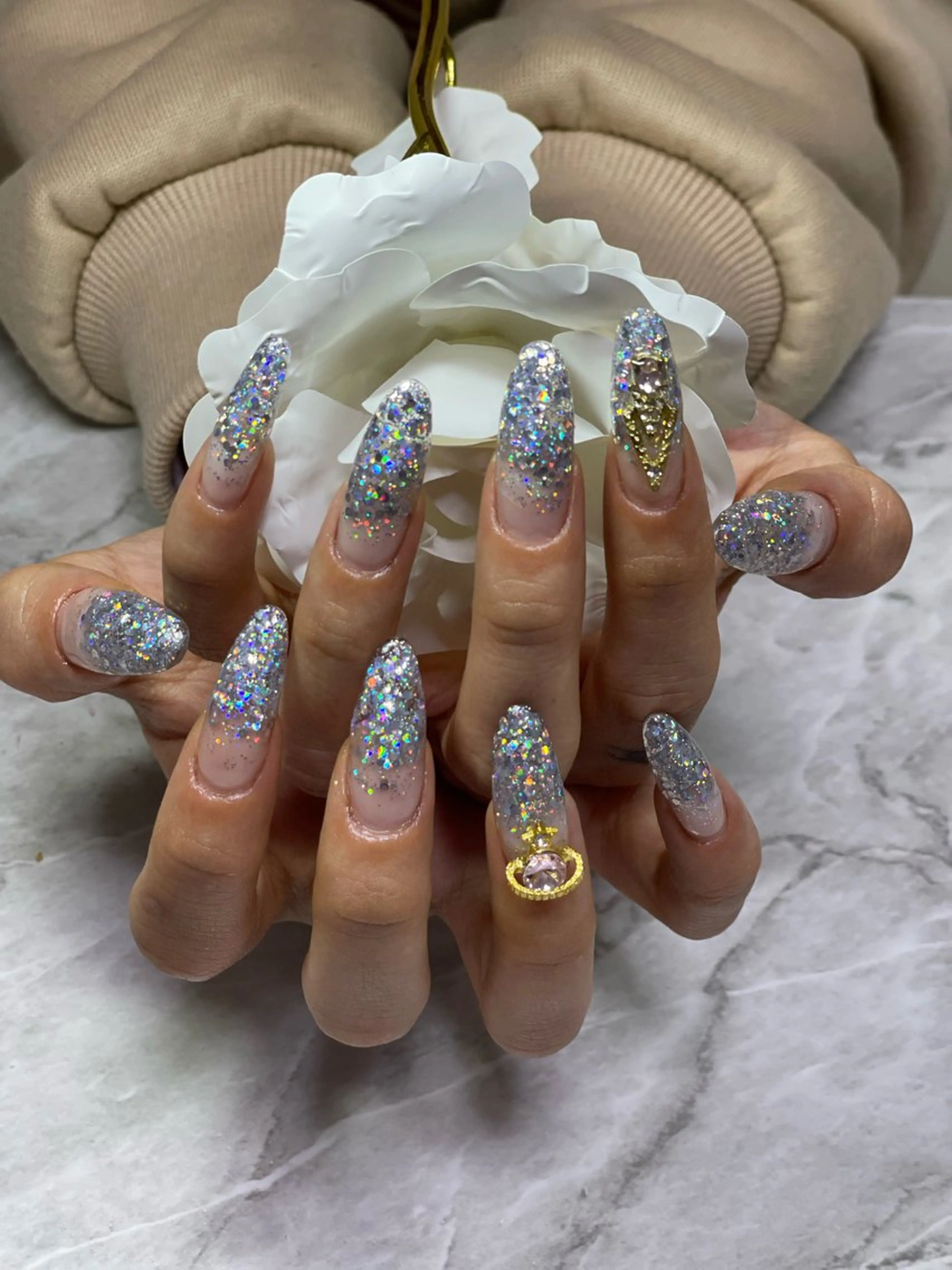 ネイル 長さ出し RUARI RISAのネイルデザイン