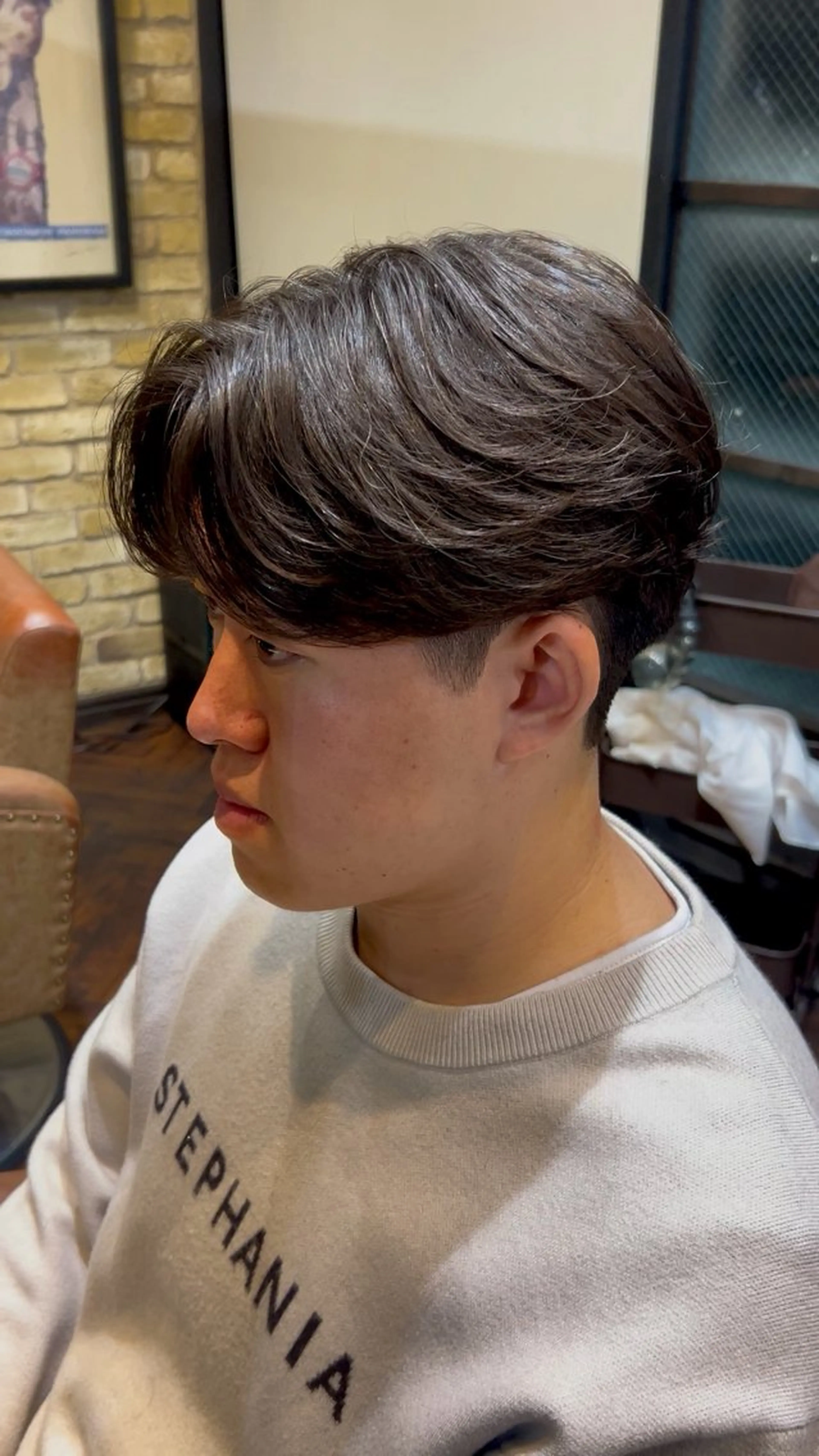 ショート カット パーマ モナン新宿所属・曲がる縮毛 フェザー ニュアンス  佐々木のヘアスタイル