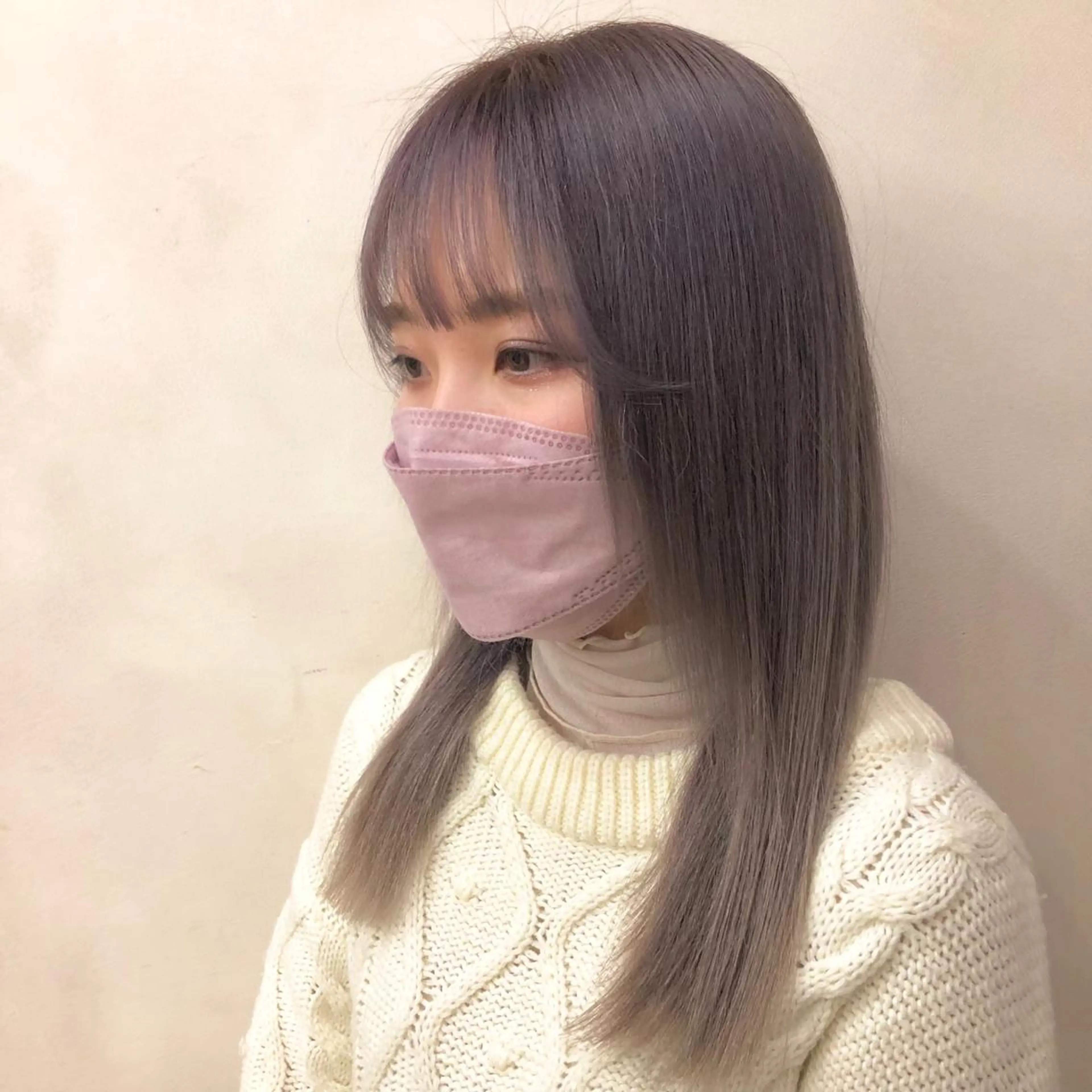 セミロング 外ハネボブ♡ YUIのヘアスタイル