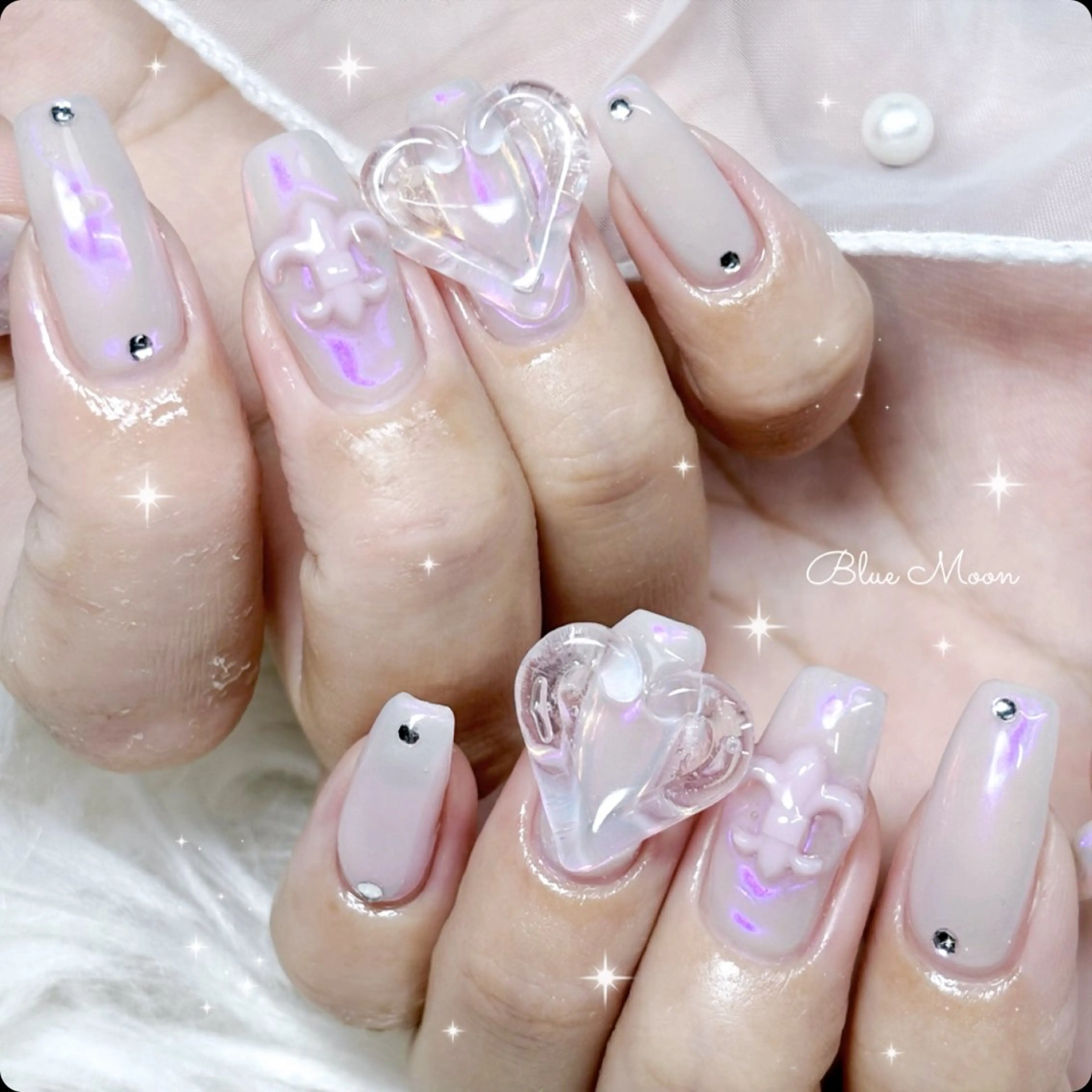 ネイル ハート ミラーネイル ストーンネイル ハンドネイル フットネイル ハンドケア nail salon Blue Moonのネイルデザイン