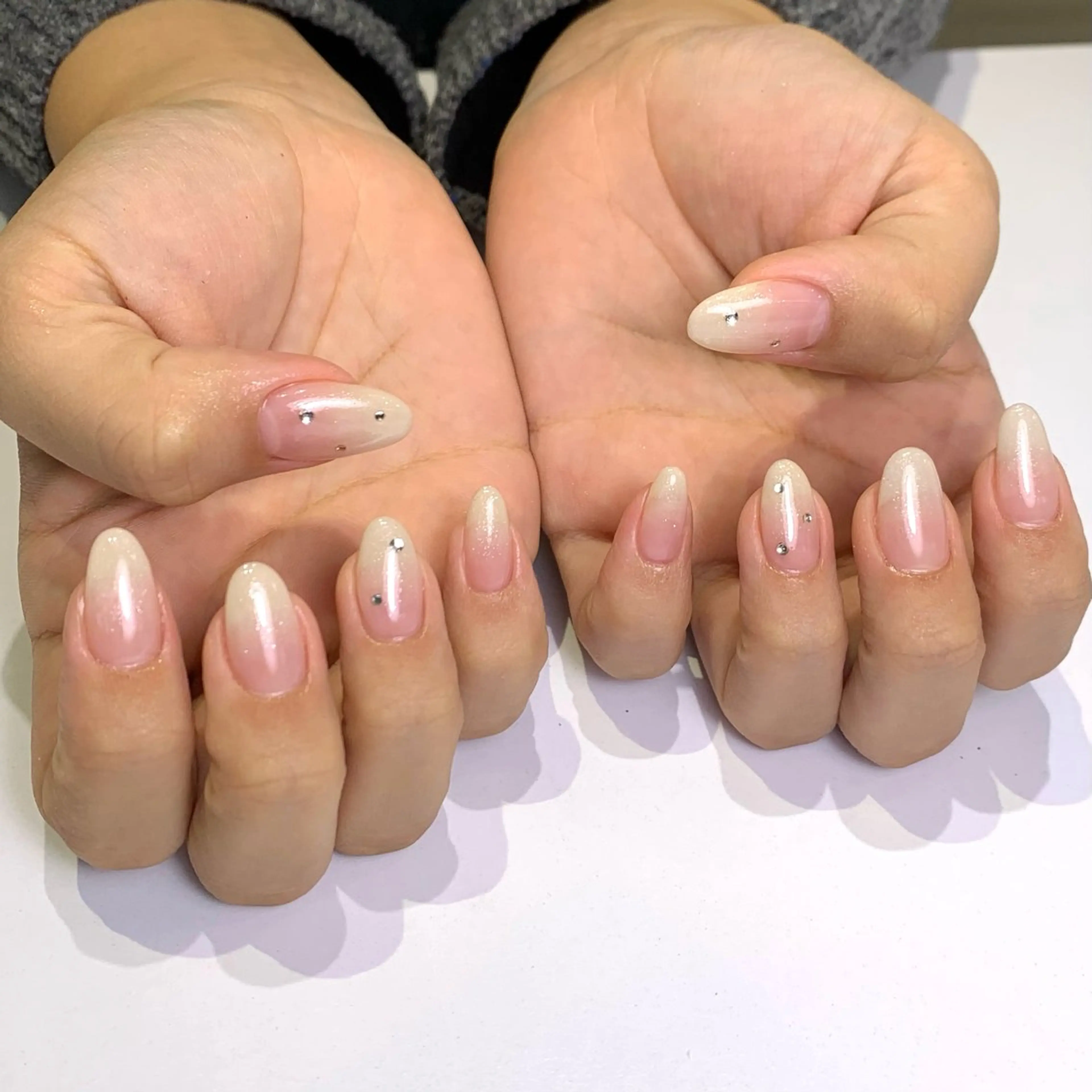 ネイル ストーンネイル Zen ✞✟RIO✞✟のネイルデザイン