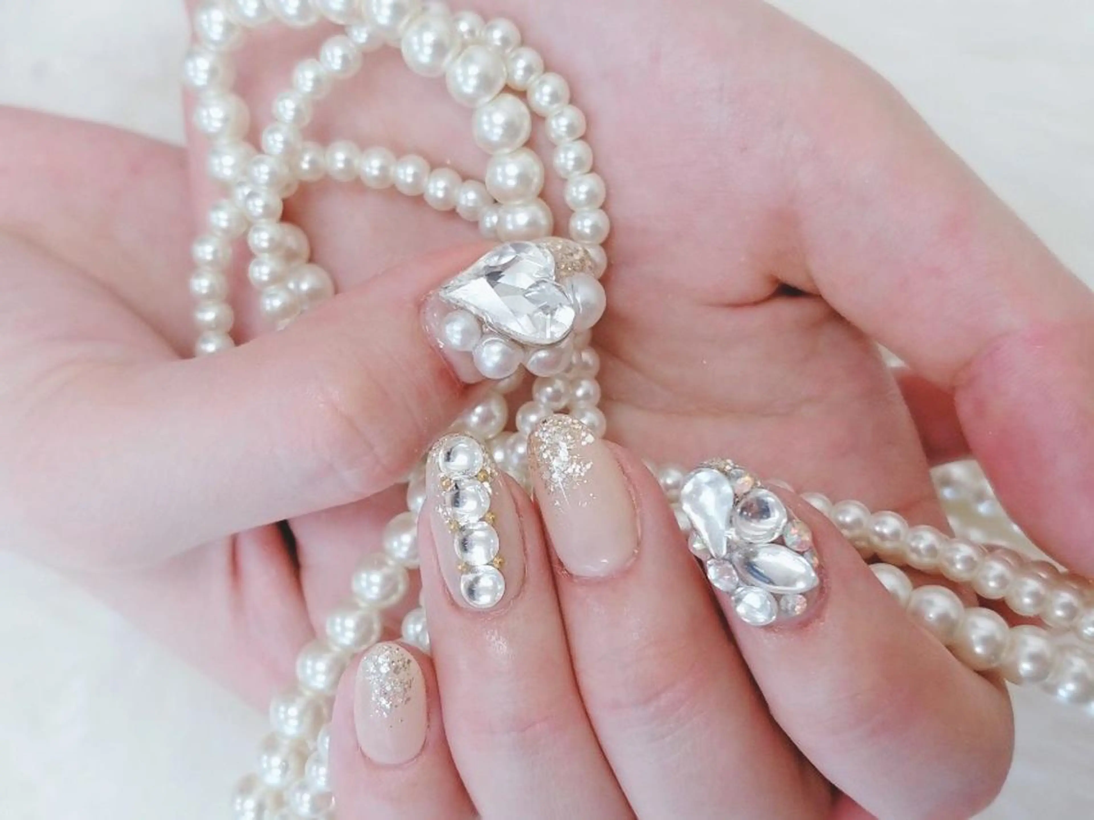 ネイル ストーンネイル Nail lieNのネイルデザイン