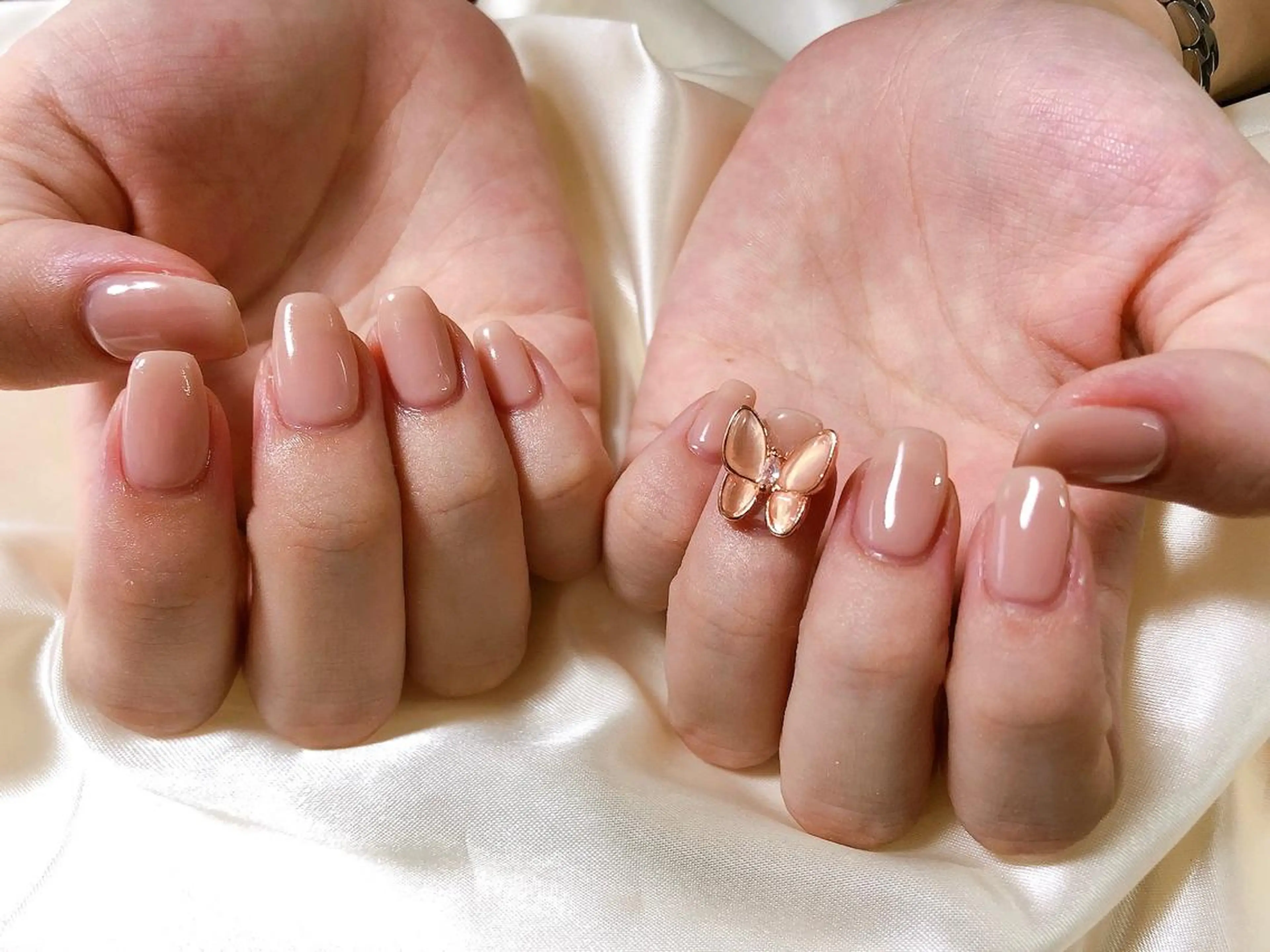 ネイル ワンカラーネイル シンプルネイル ハンドネイル Mogu nail 二子玉川のネイルデザイン