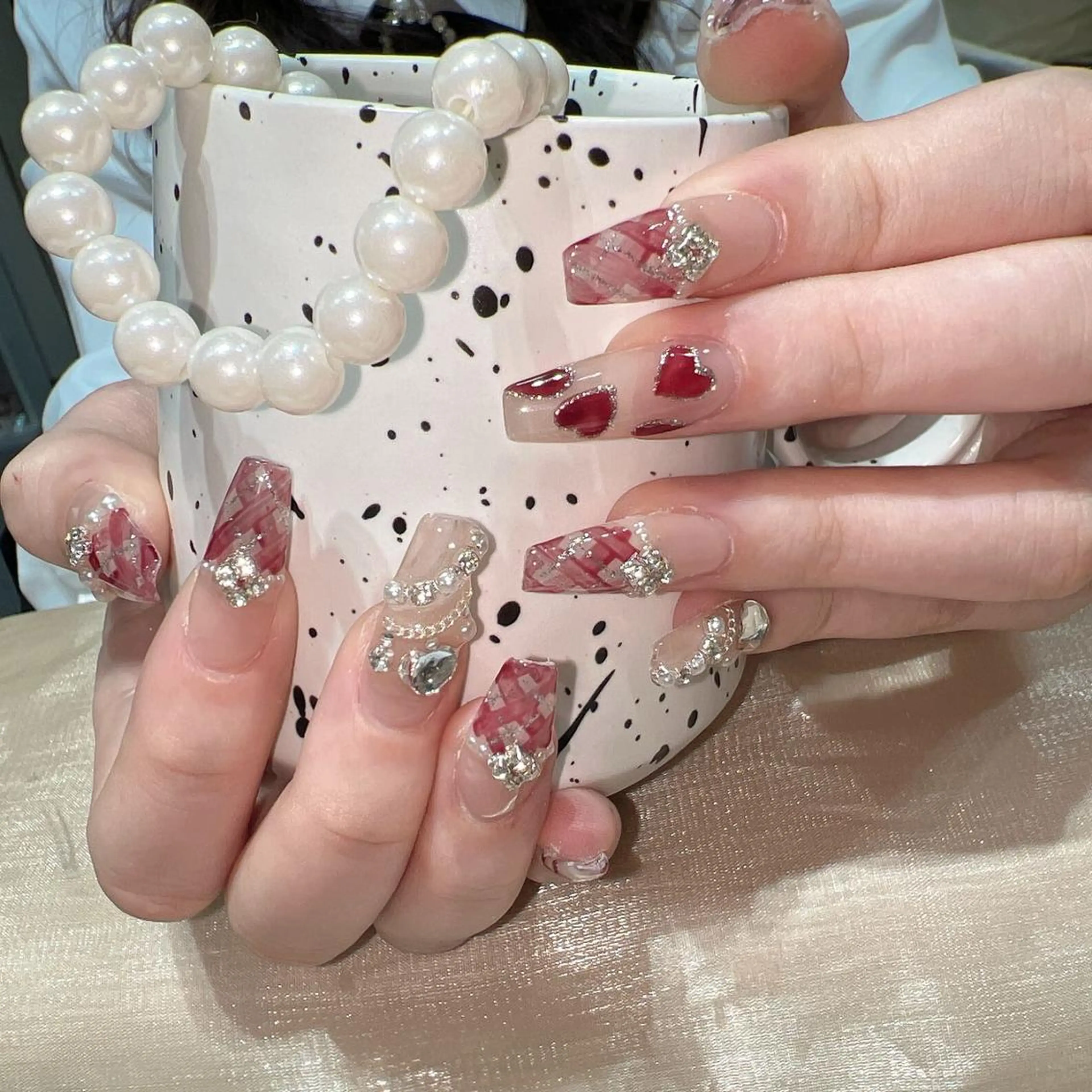 ネイル Queens PUPUのネイルデザイン