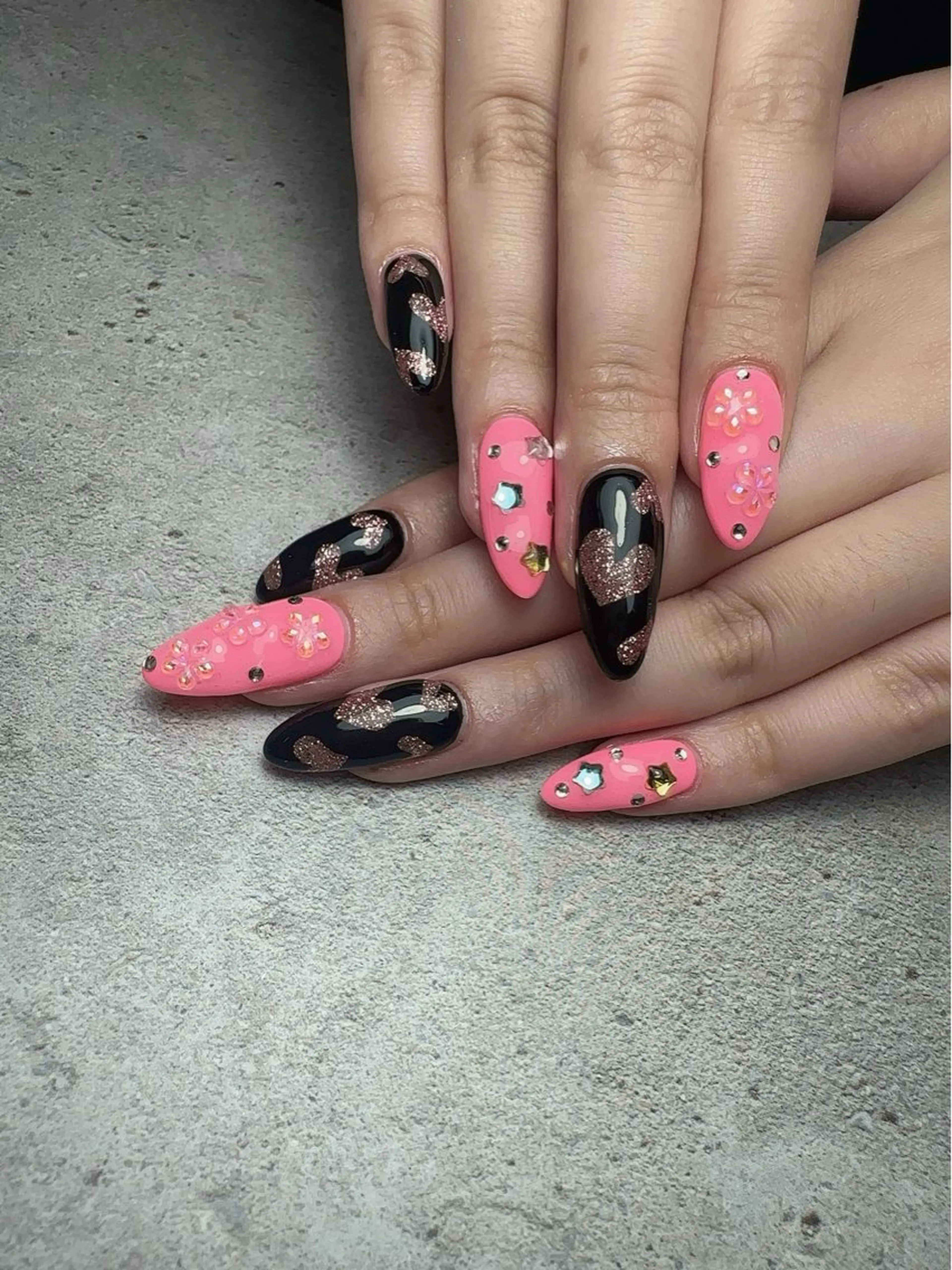 ネイル アートネイル 入学式 ハート マグネットネイル 持ち込み ハンドネイル nail salon    Mimiy..所属・Nailsalon Mimiy..♡のネイルデザイン