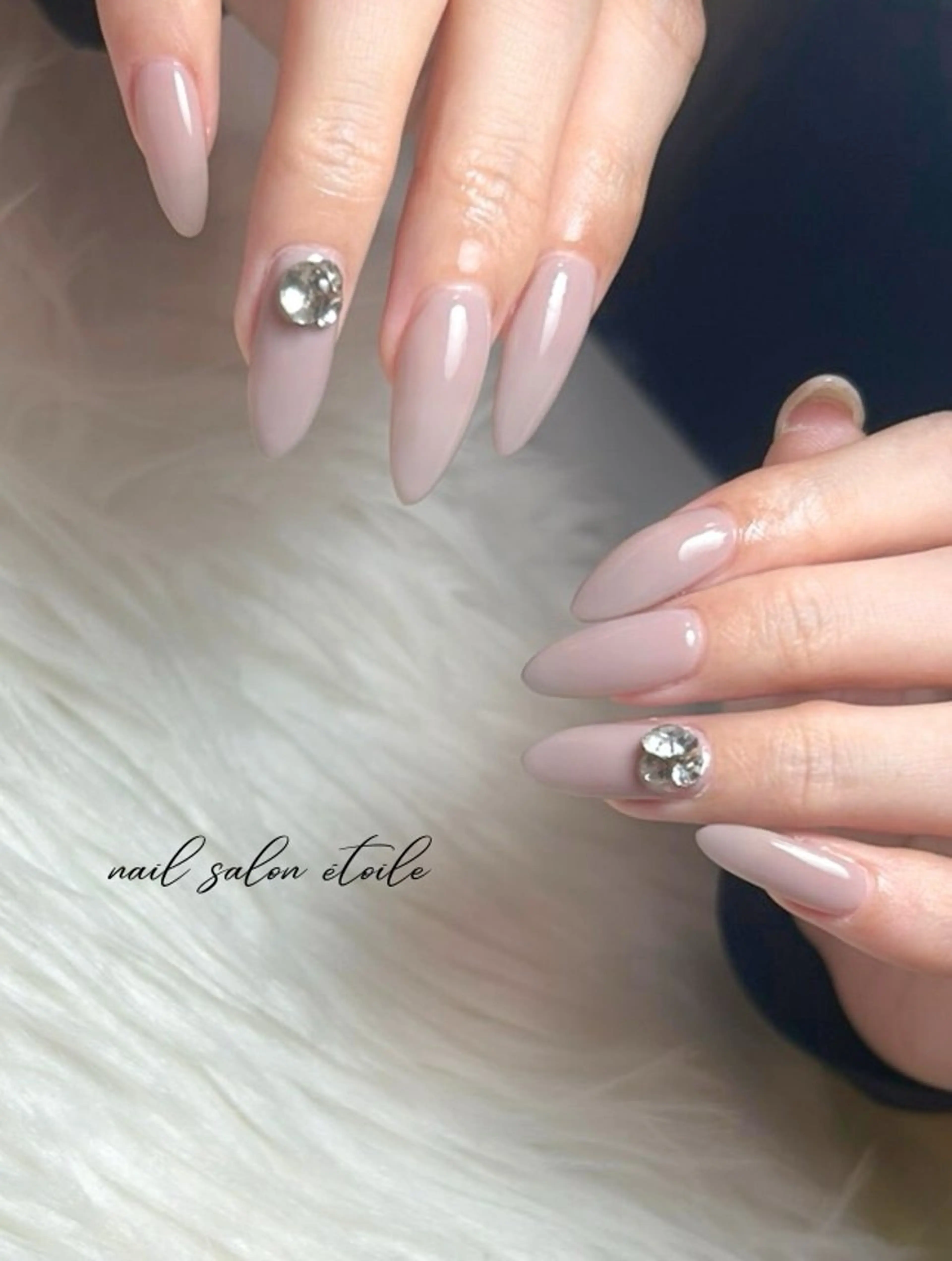 ネイル ロングネイル ワンカラーネイル シンプルネイル ストーンネイル ハンドネイル nail salon étoileのネイルデザイン