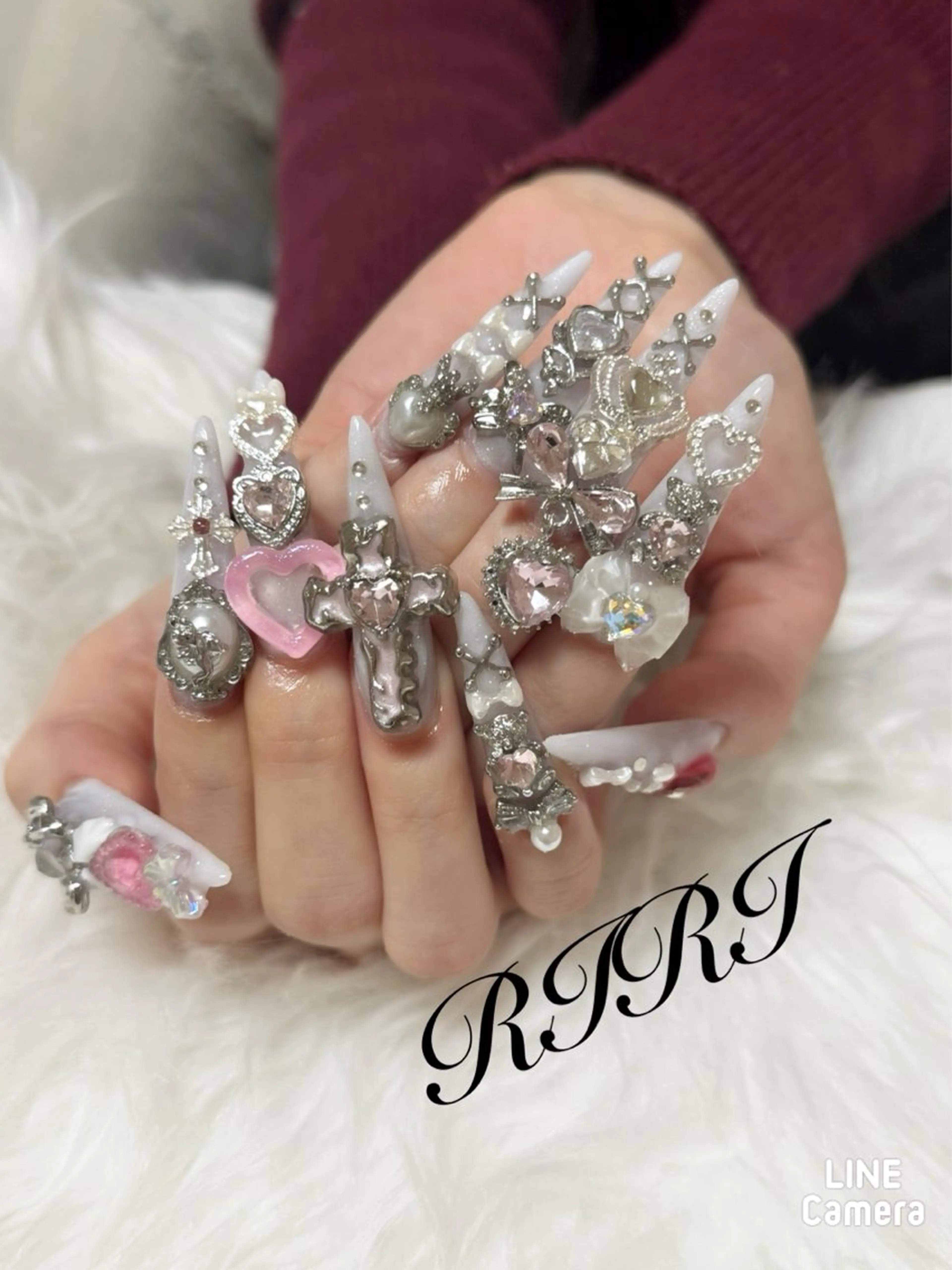 ネイル 成人式 ジェルネイル ラメ(グリッター) ロングネイル スカルプネイル riri オーナーのネイルデザイン