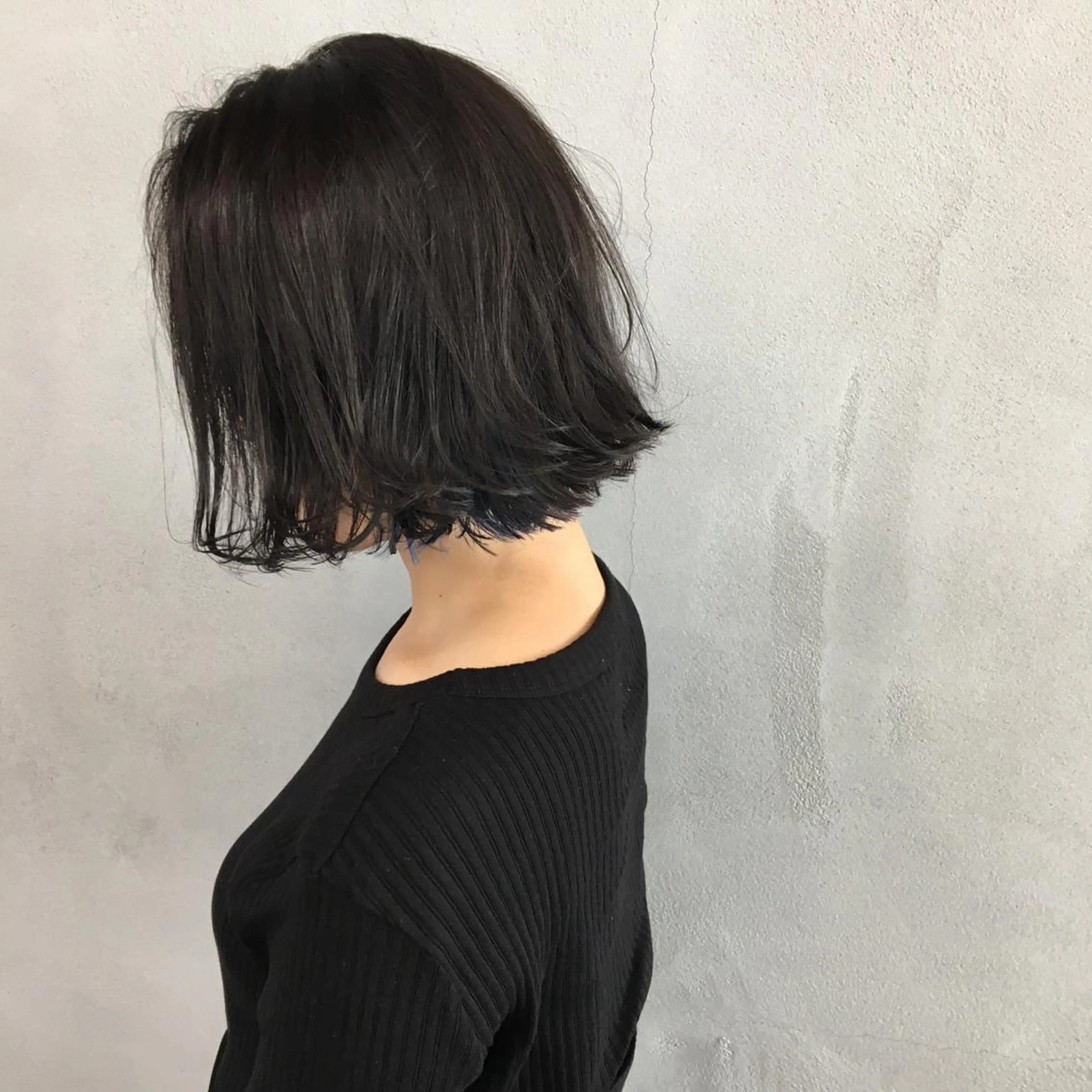 ショート カラー 切りっぱなしボブ ブルーカラー インナーカラー ボブ ボブ/ショート/ 白髪染め/メンズ葛西のヘアスタイル