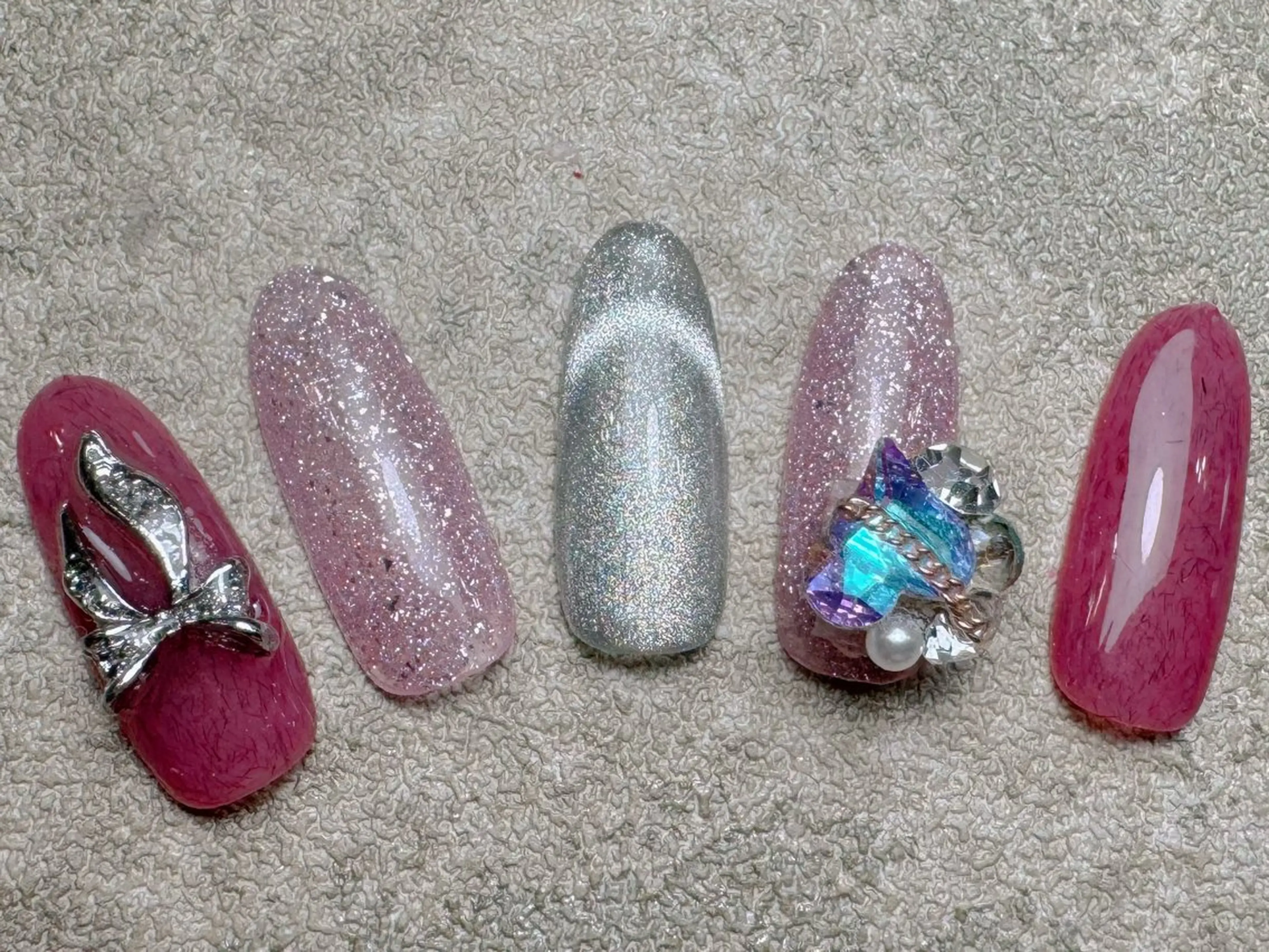 ネイル ハンドネイル マジックミラー所属・マジック ミラーのネイルデザイン