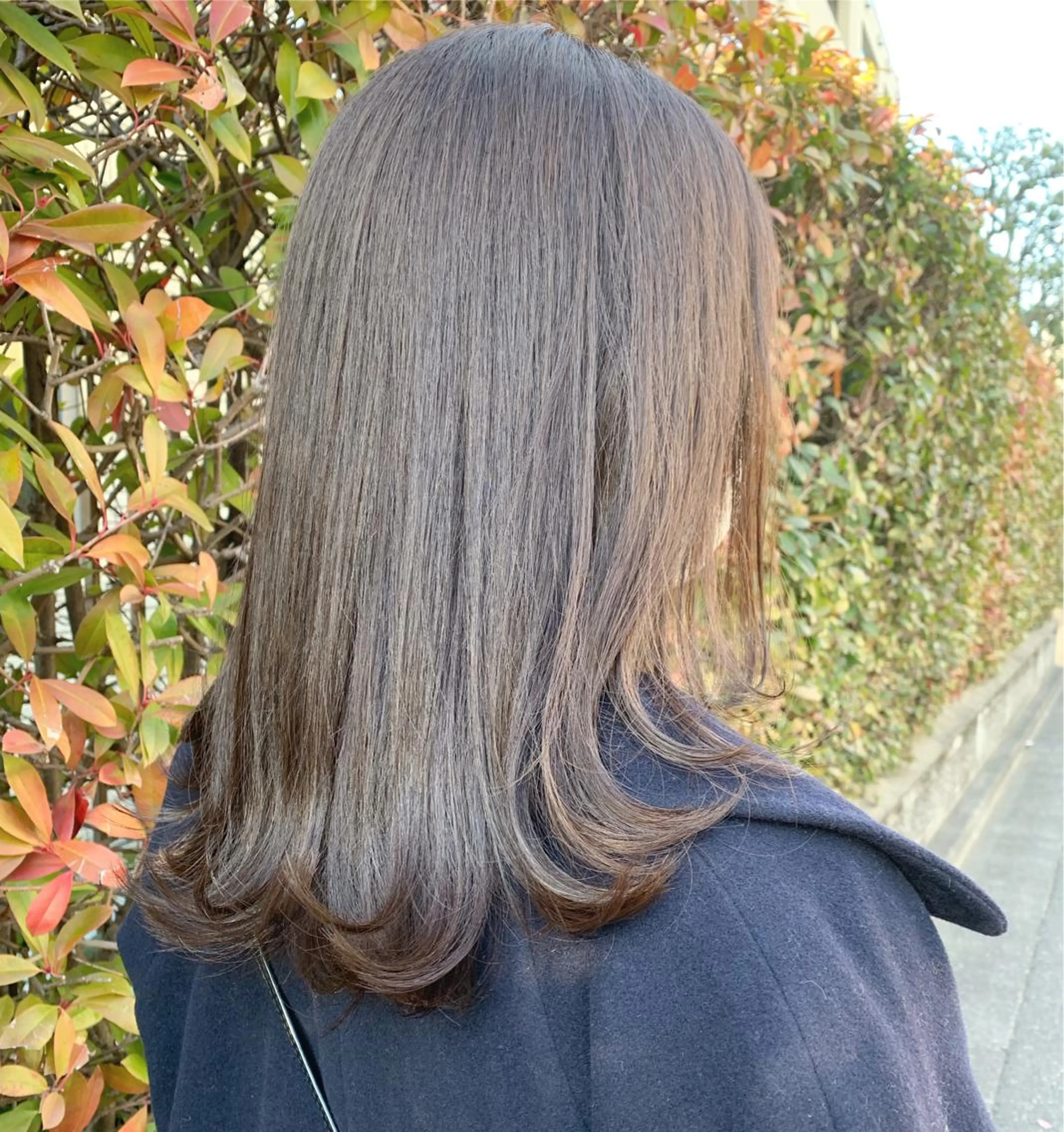 セミロング カラー カット ヘアカラー トリートメント ヘッドスパ 透明感/オリーブ/ グレージュ/YUKAのヘアスタイル