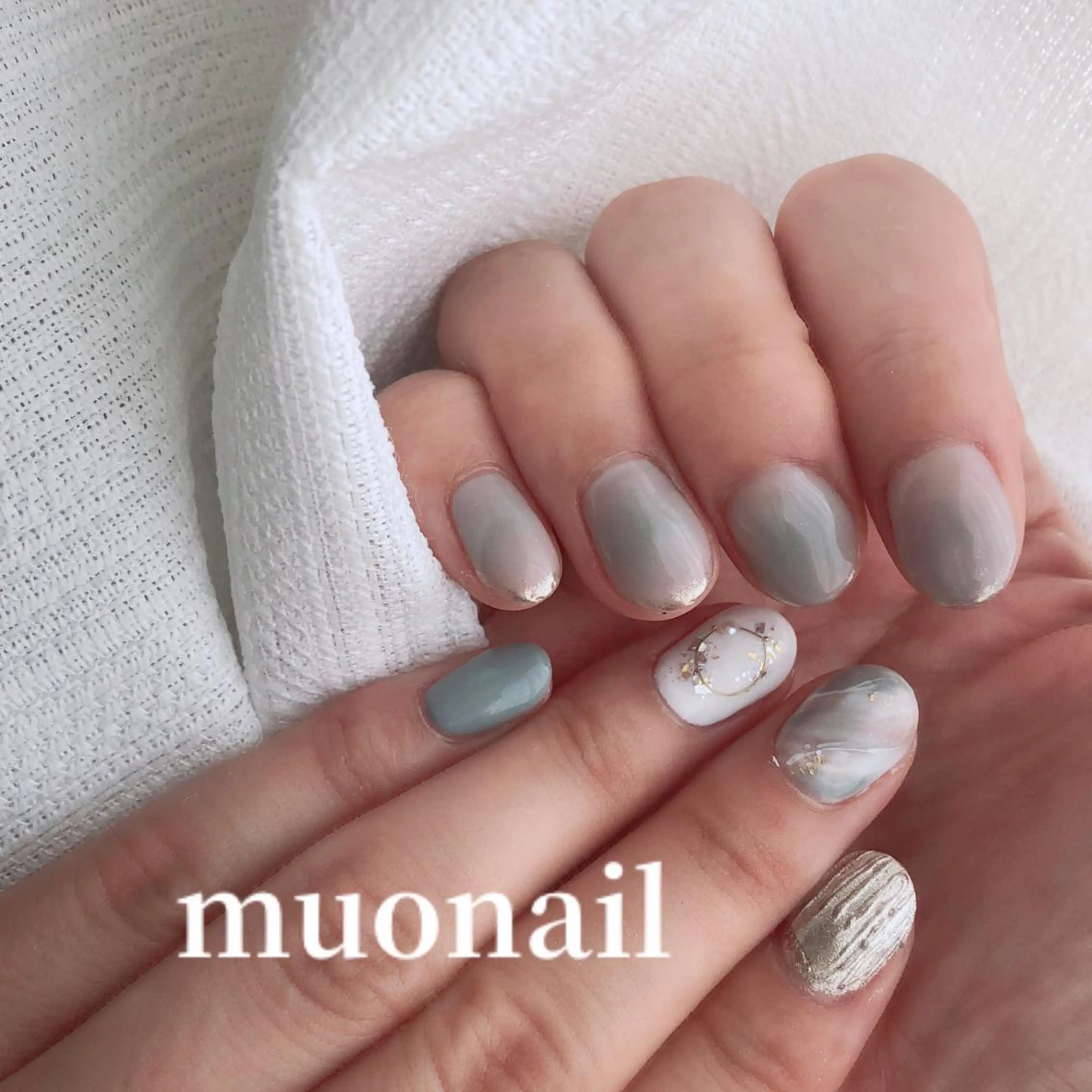 ネイル ブルー グラデーション ニュアンスネイル Sand by muoのネイルデザイン