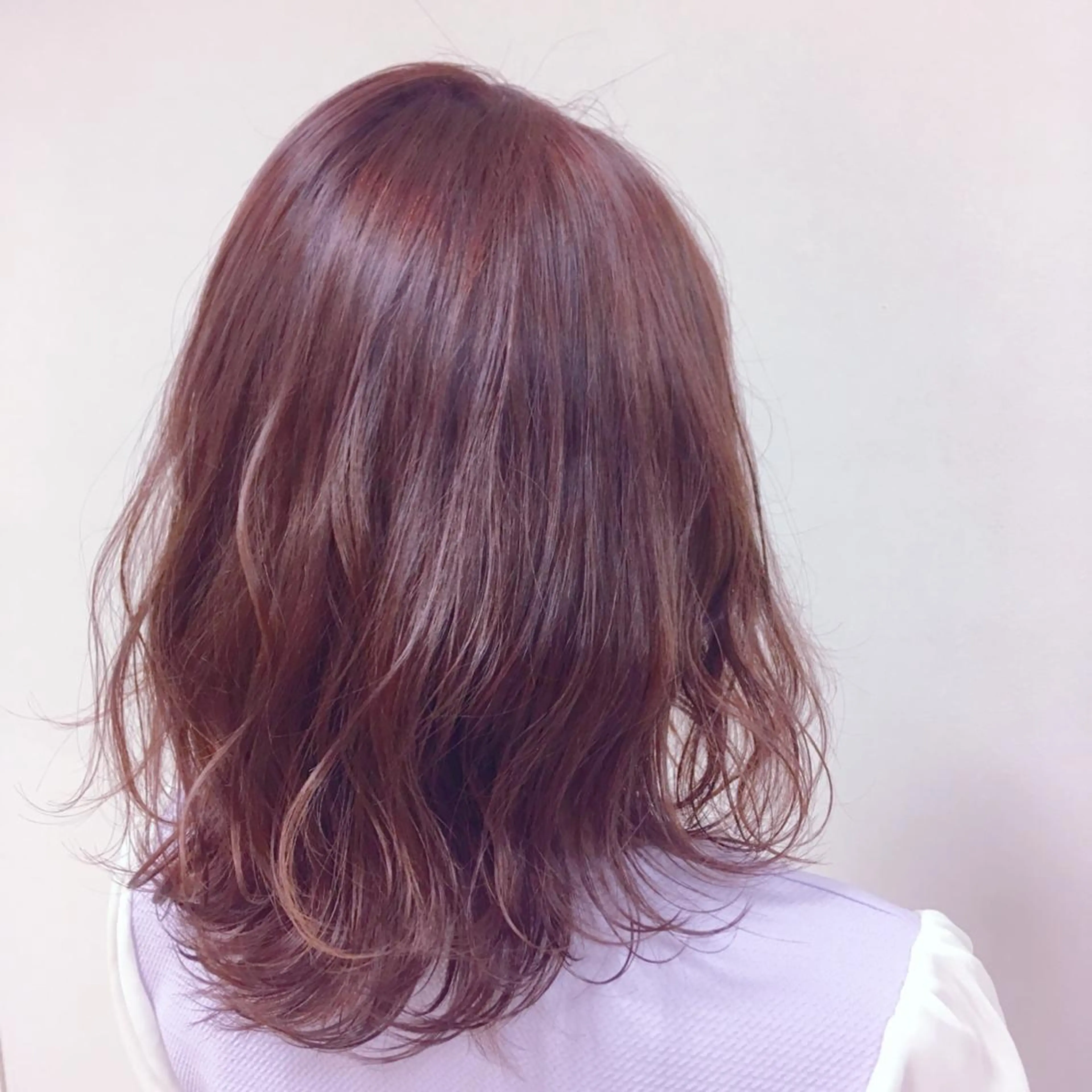 ミディアム カラー ヘアアレンジ ヘアカラー トリートメント 【Sweep】おじま のぞみのヘアスタイル