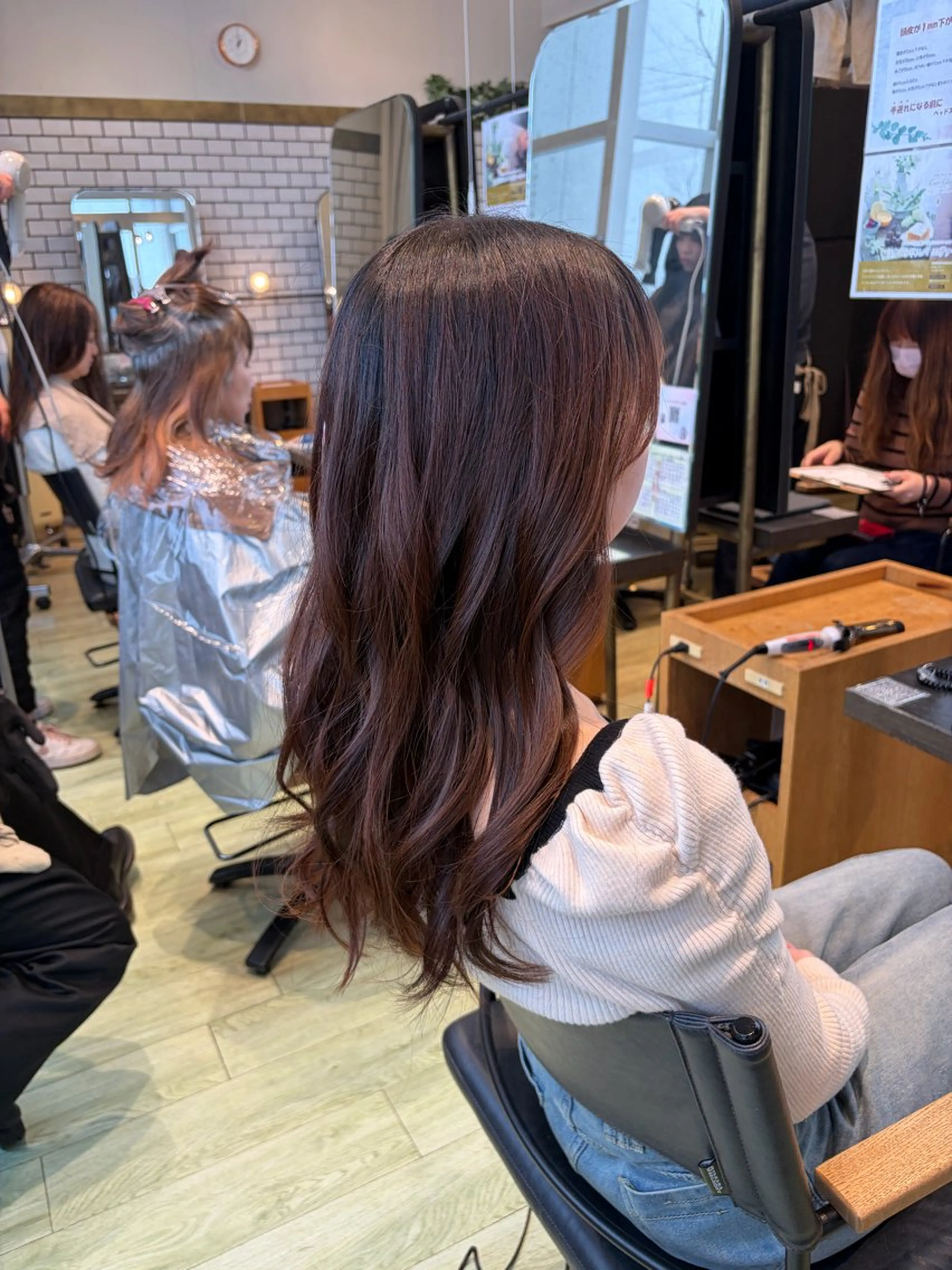 ロング ヘアアレンジ カット 水木 里咲のヘアスタイル