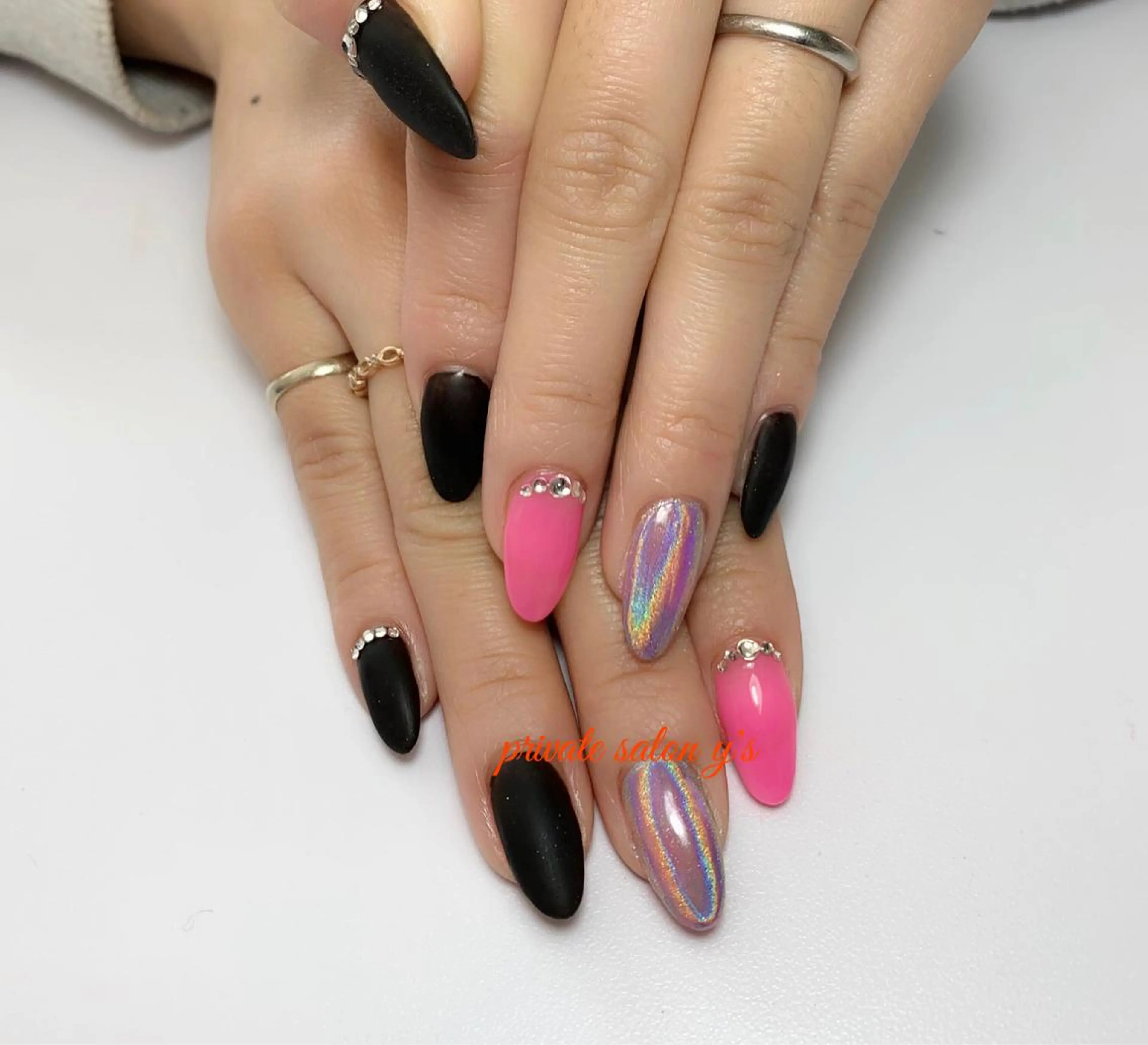 ネイル y' sのネイルデザイン