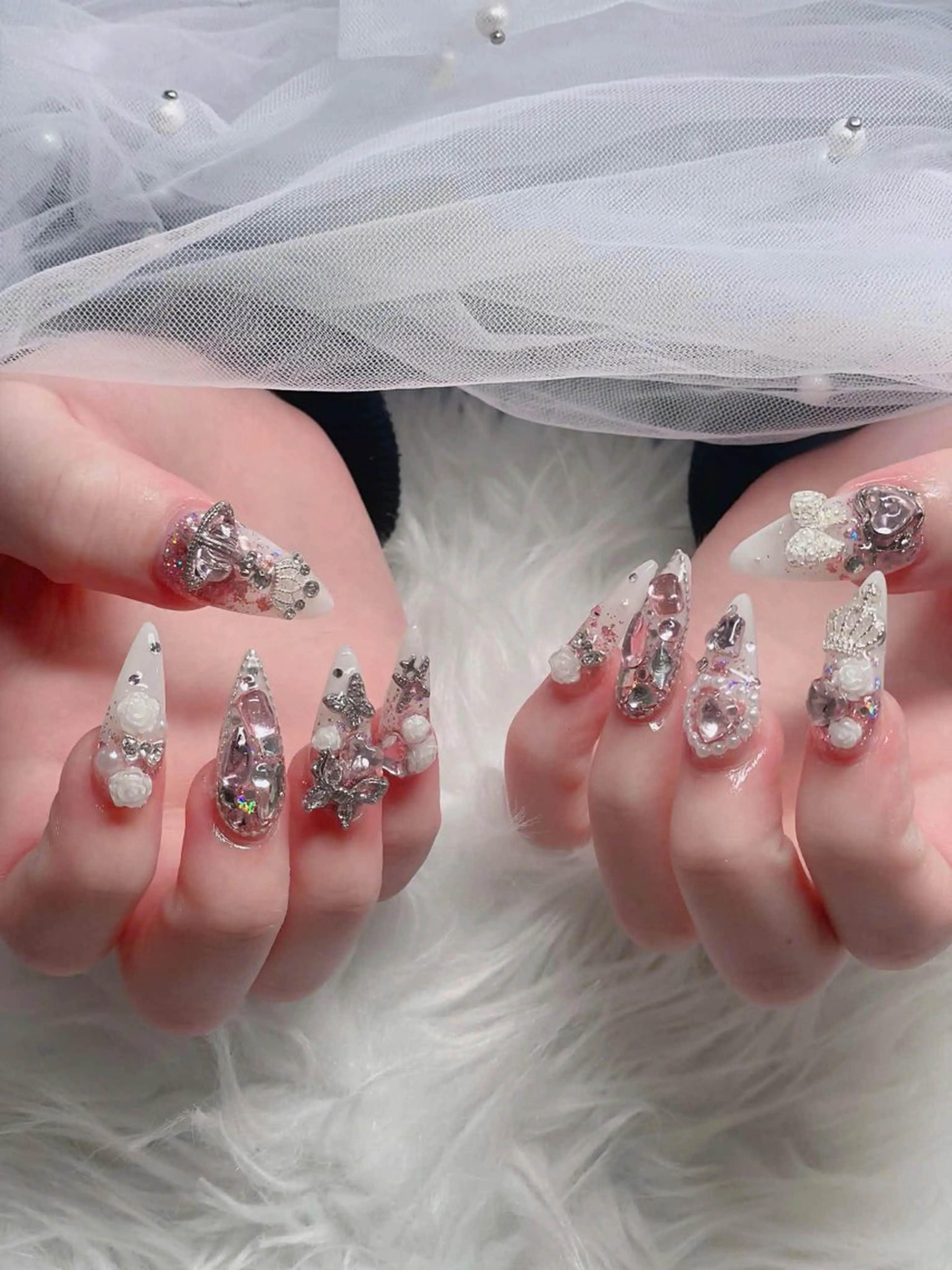 ネイル オーロラネイル フレンチネイル ジェルネイル ハロウィン 韓国ネイル ハンドネイル H.baby Nail Salonのネイルデザイン