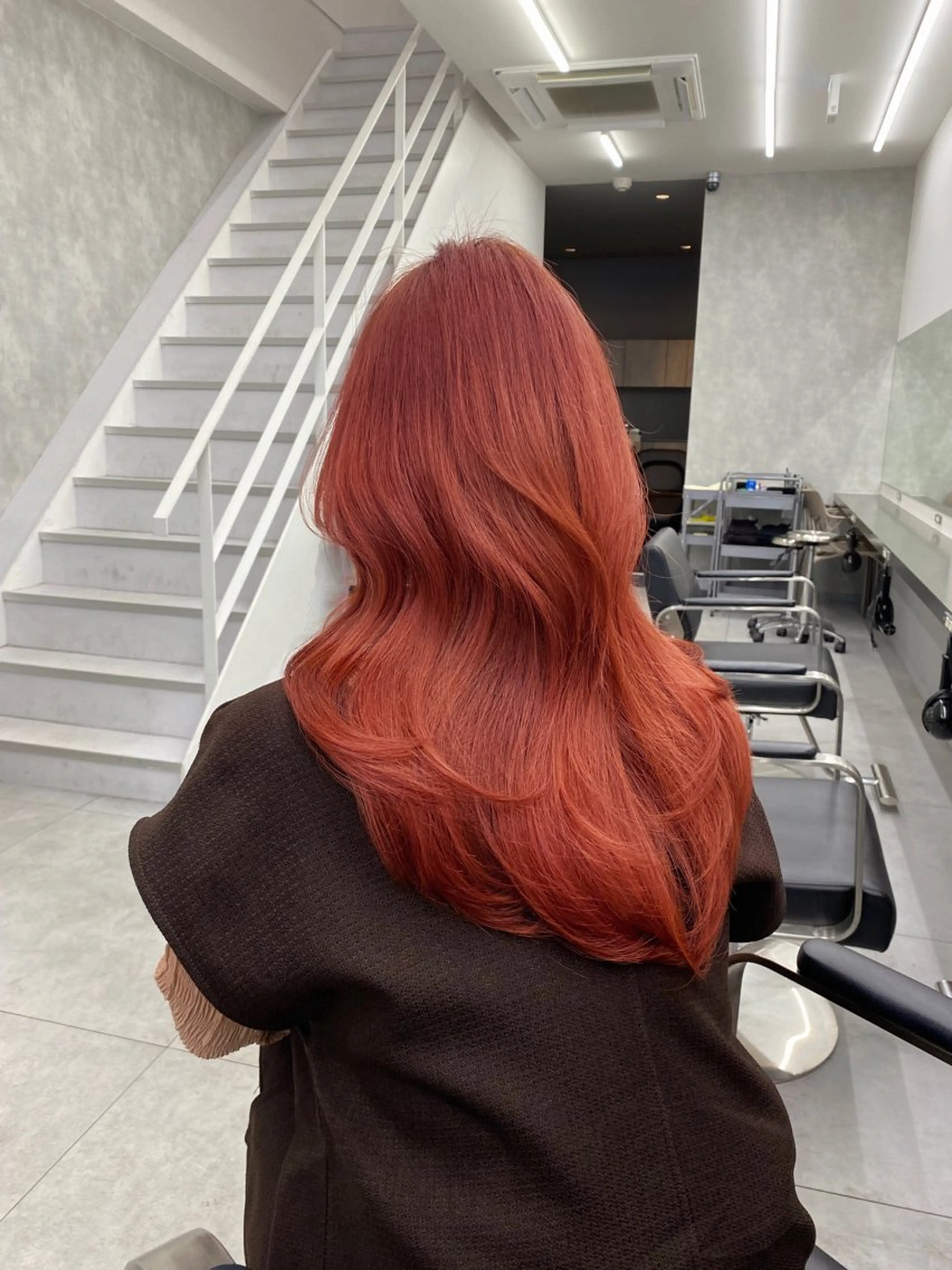 セミロング カラー ケアカラー ダブルカラー レッドカラー レイヤー/艶カラー /韓国ヘア/高松のヘアスタイル