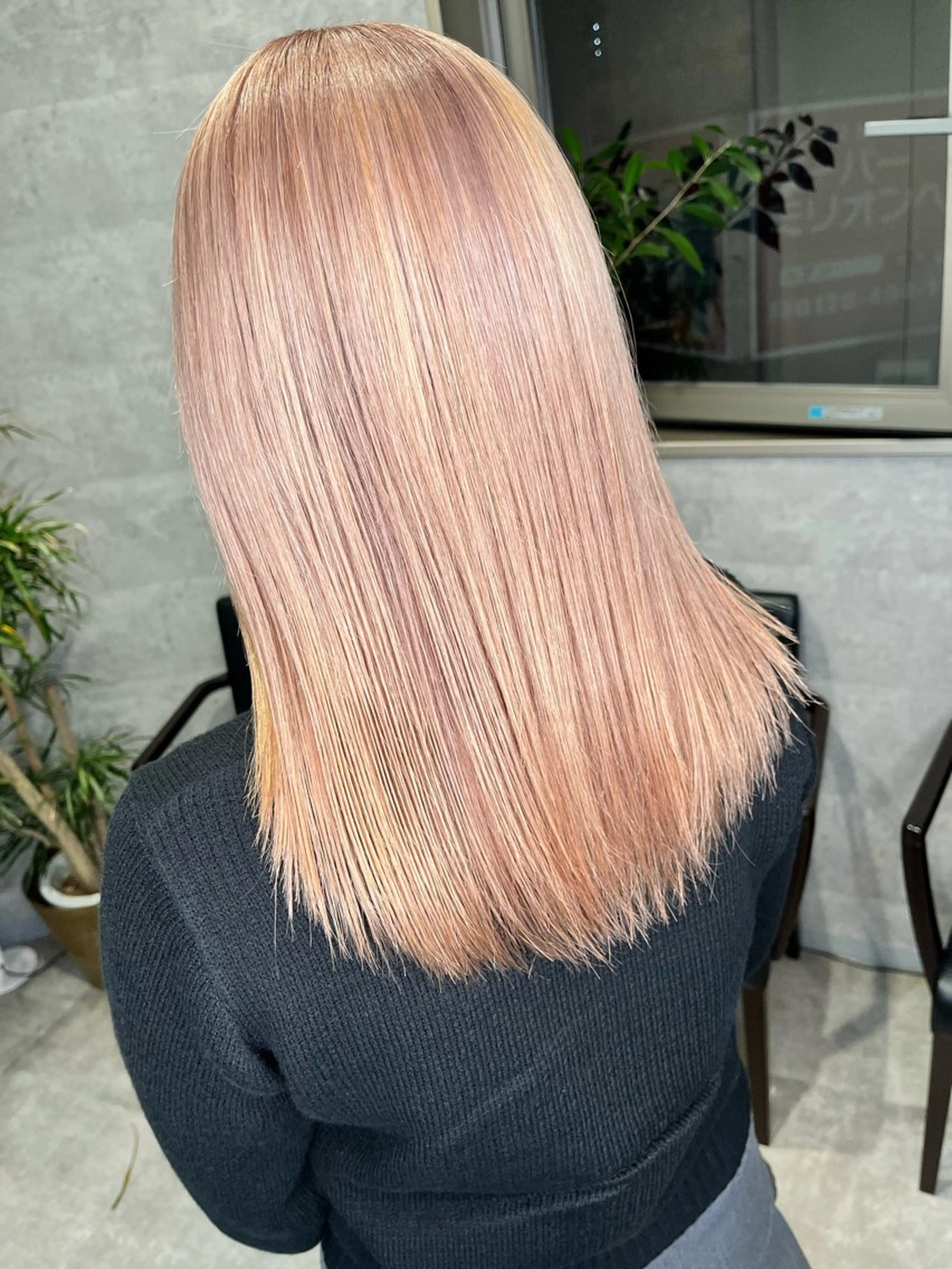 ミディアム パーマ ダブルカラー 新宿のヘアスタイル