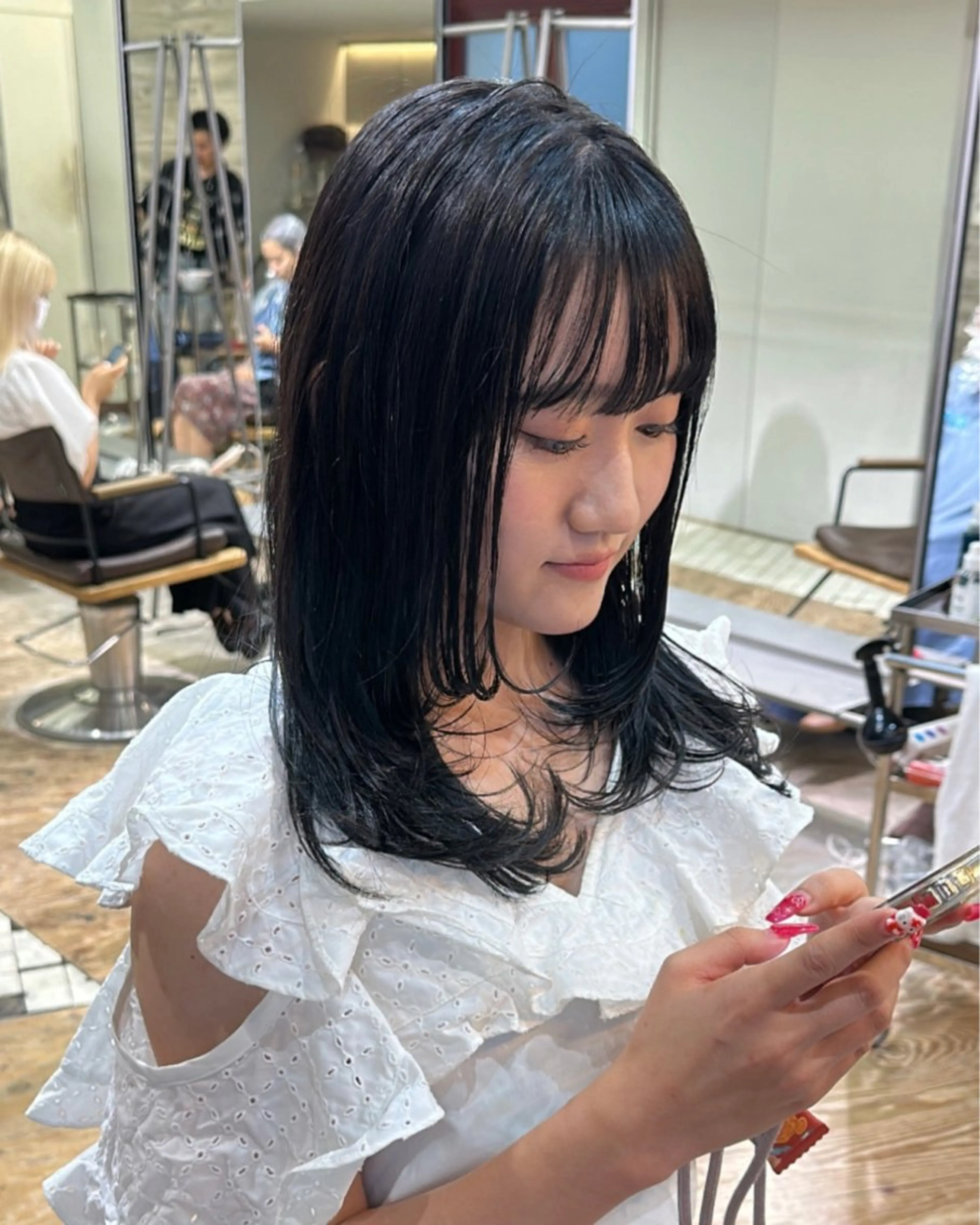 ∬前髪カット追加は+¥1100∬前髪縮毛矯正+クイックトリートメントの写真