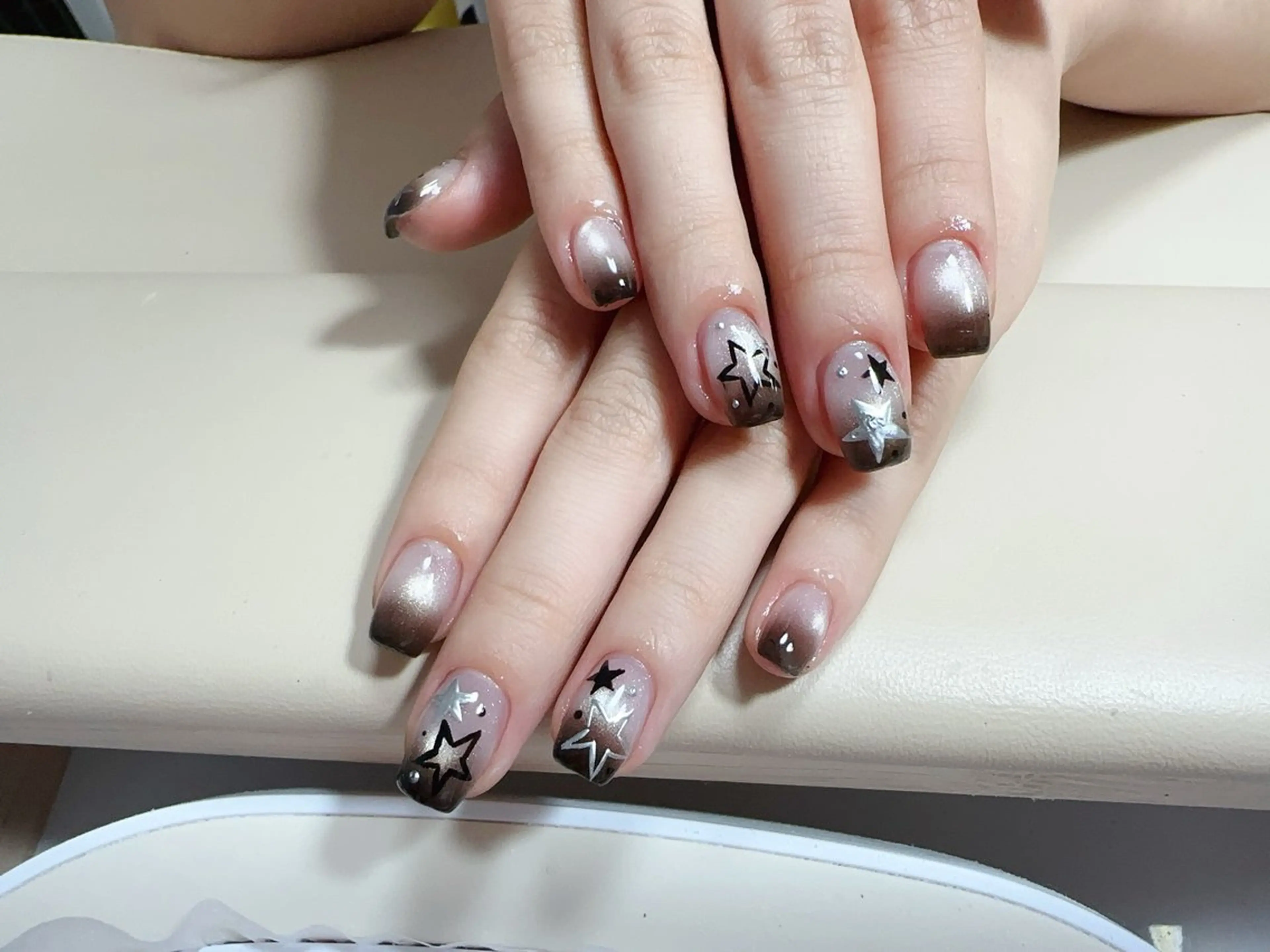 ネイル ハンドネイル NAIL CIRCLESのネイルデザイン