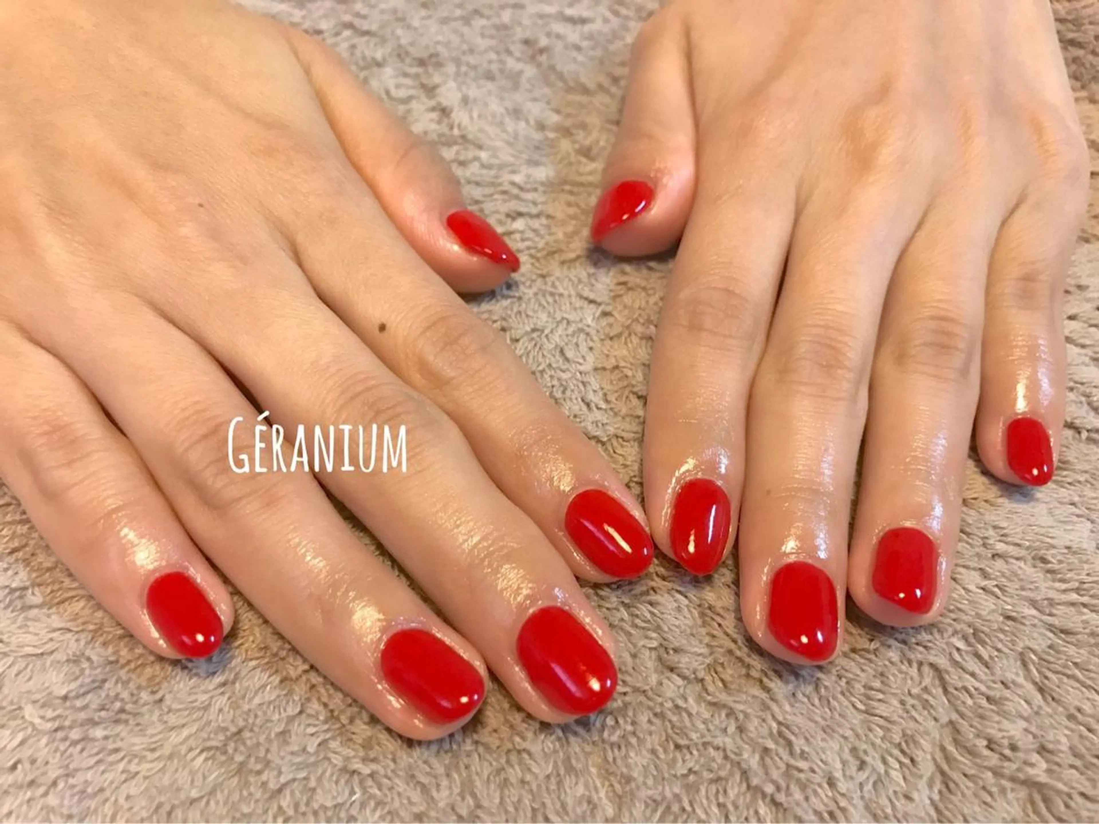ネイル ワンカラーネイル GéRanium Harukaのネイルデザイン