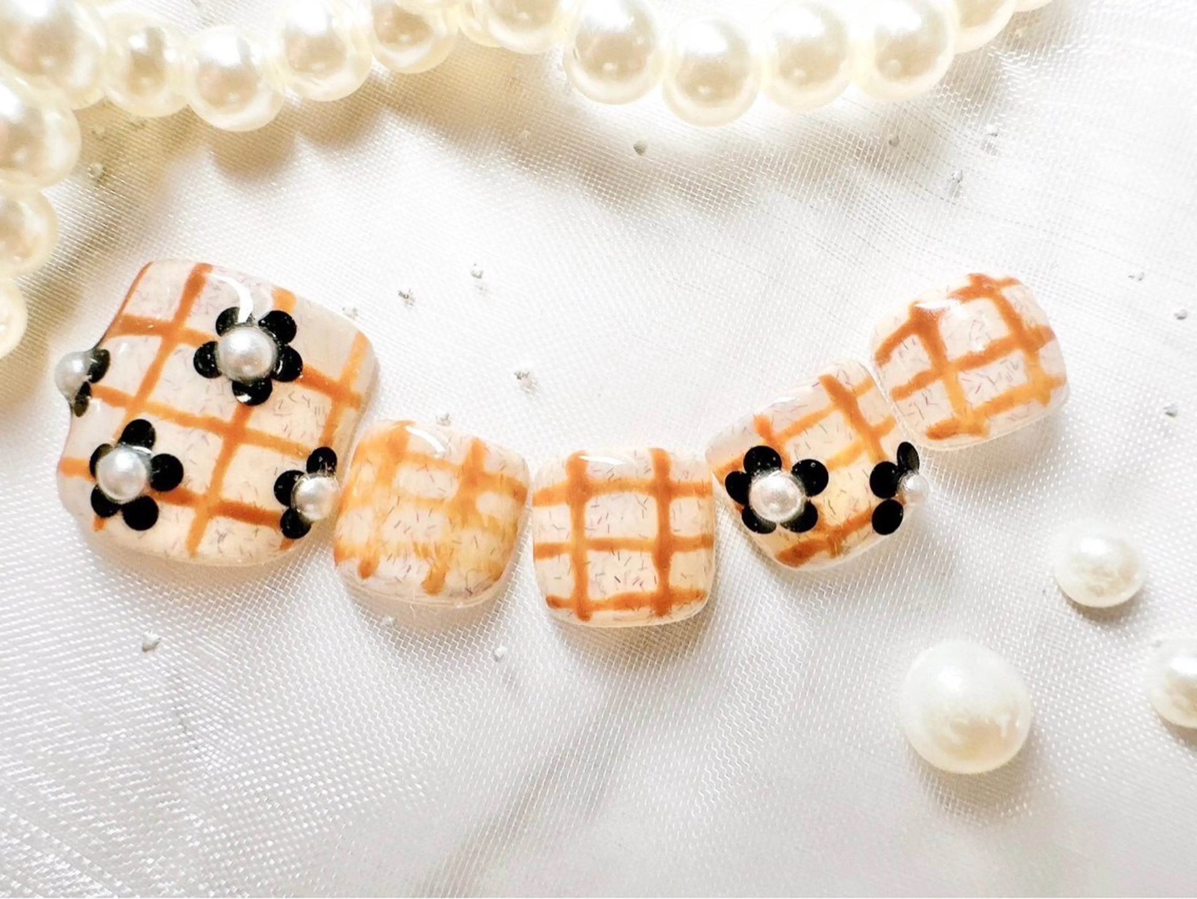 ネイル フットネイル ネイルPetit Ribbonのネイルデザイン