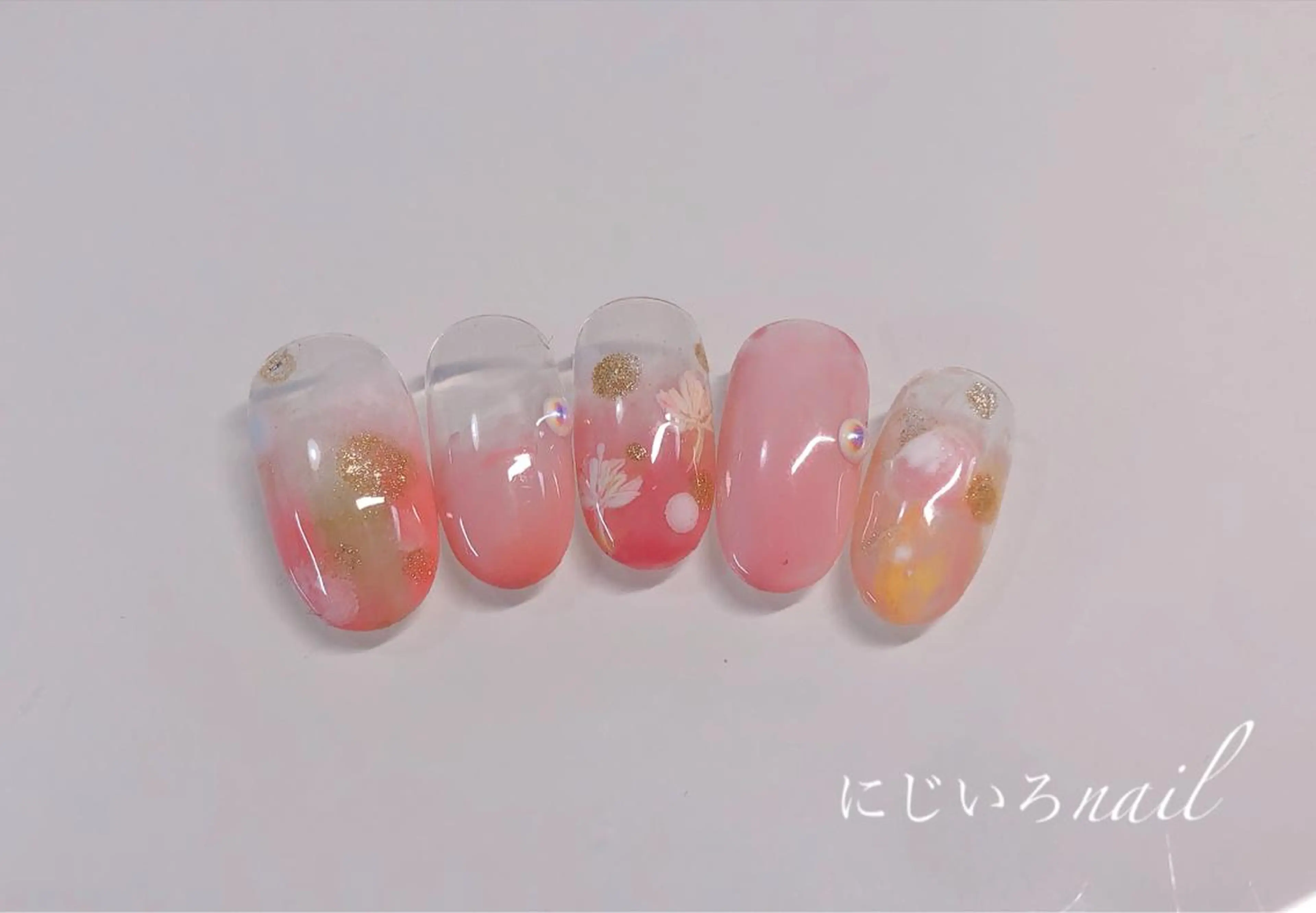 ネイル にじいろ nailのネイルデザイン