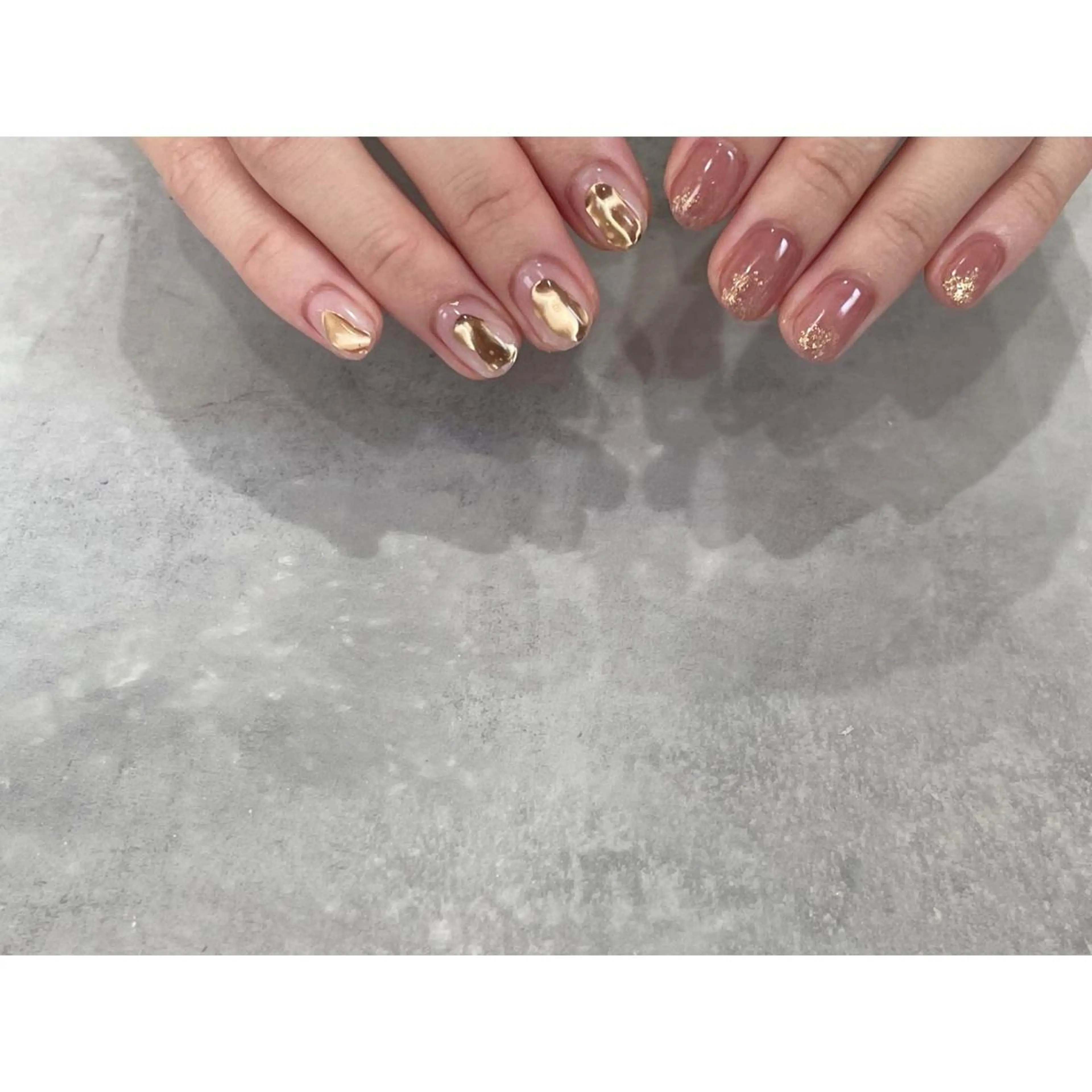 ネイル アートネイル ミラーネイル ニュアンスネイル オフィスネイル ワンカラーネイル ハンドネイル lacier nailのネイルデザイン