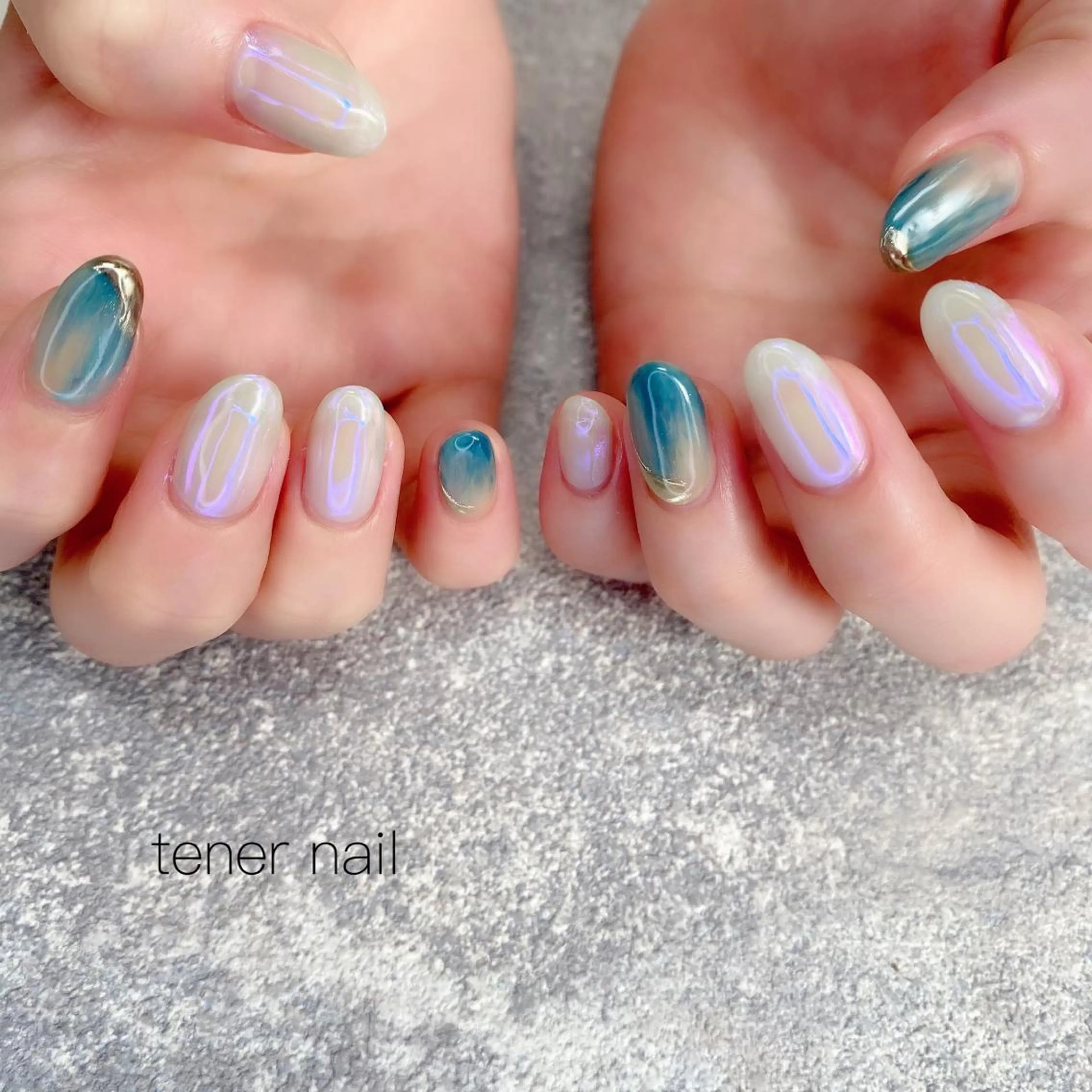 ネイル 氷ネイル・うるうるネイル ミラーネイル ニュアンスネイル tener  nail  テネルネイル所属・テネルネイル tener nailのネイルデザイン
